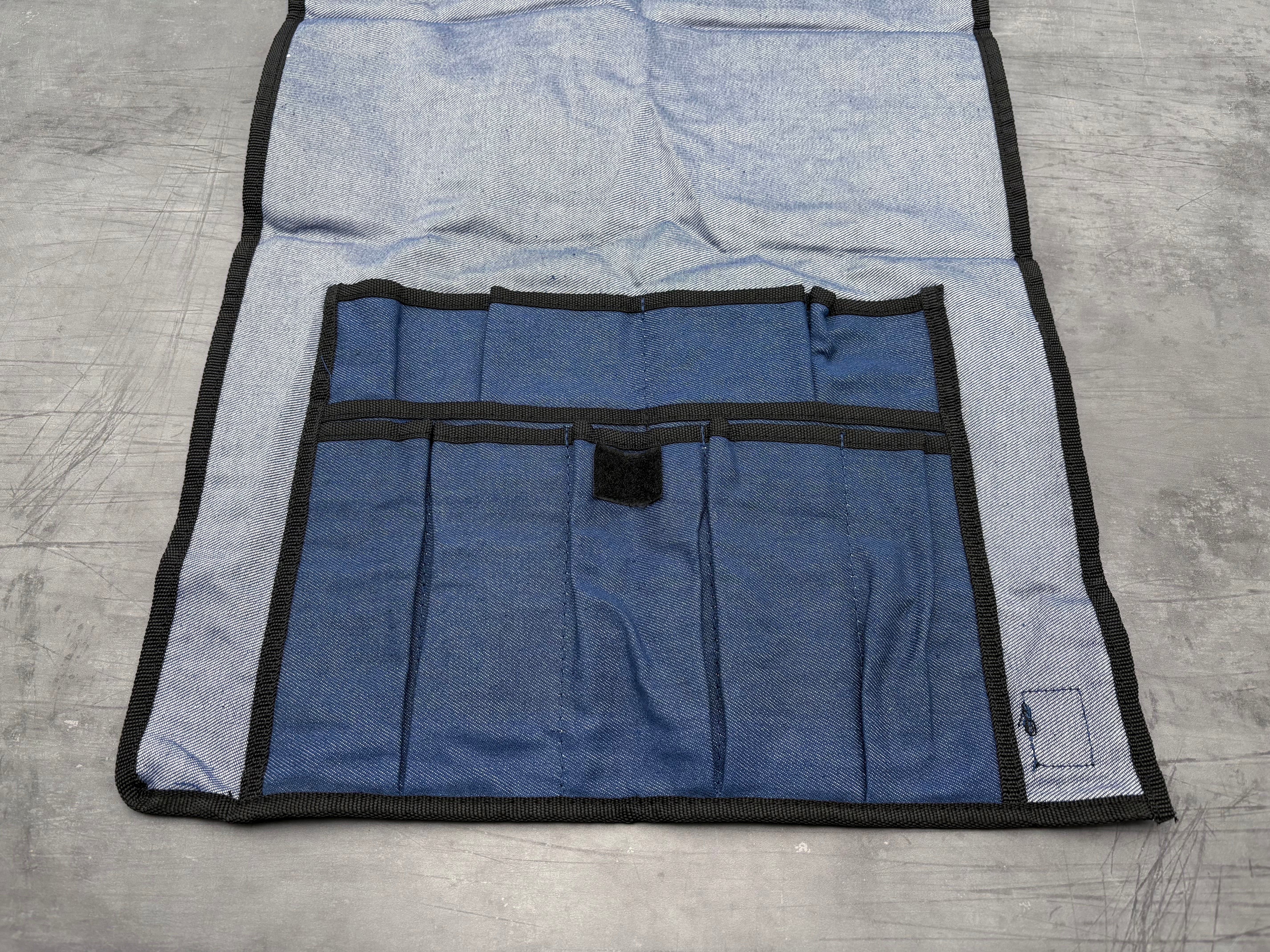 9 pocket knife roll