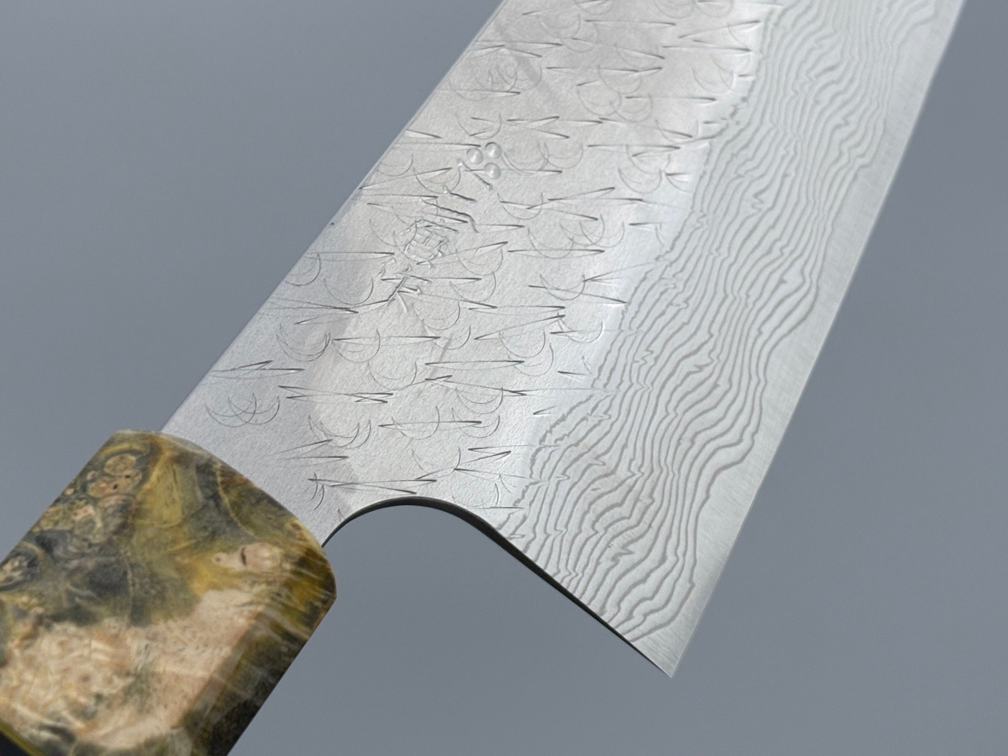 Nigara Hamono SG STRIX Damascus Santoku x Letshandlethis