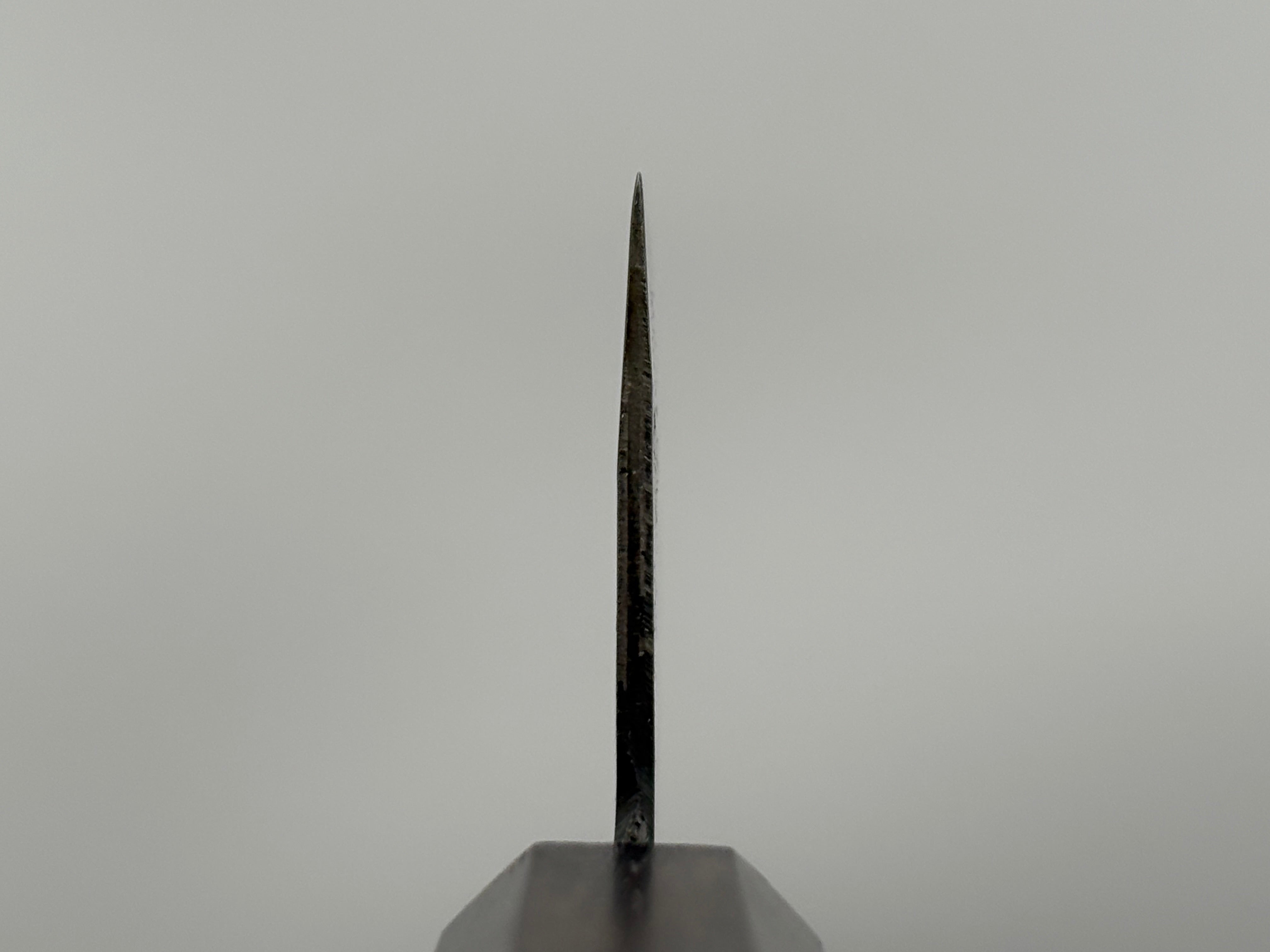 Hatsukokoro Kurogane Blue #2 Santoku
