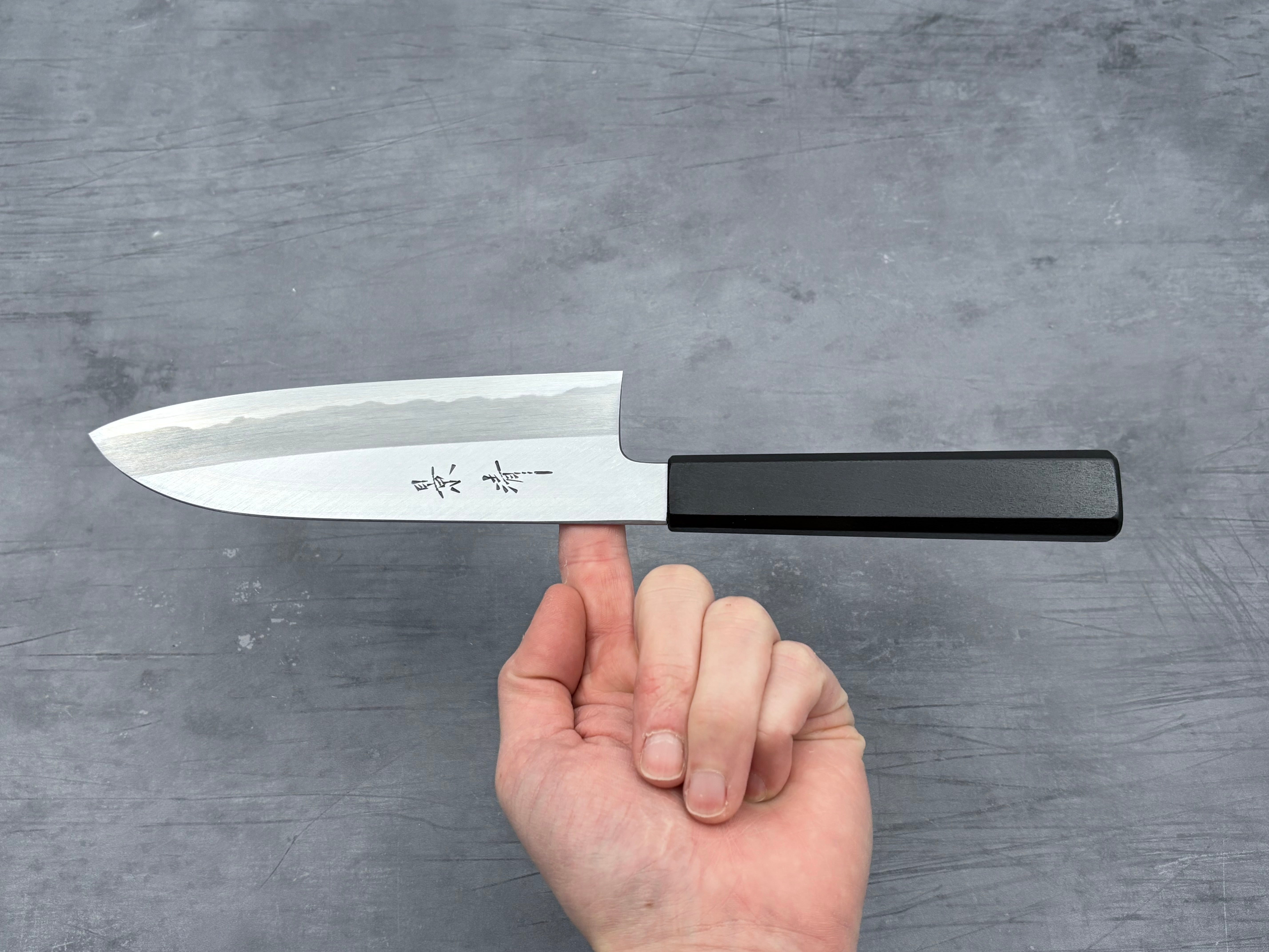 Kagekiyo - White #2 Santoku Urushi