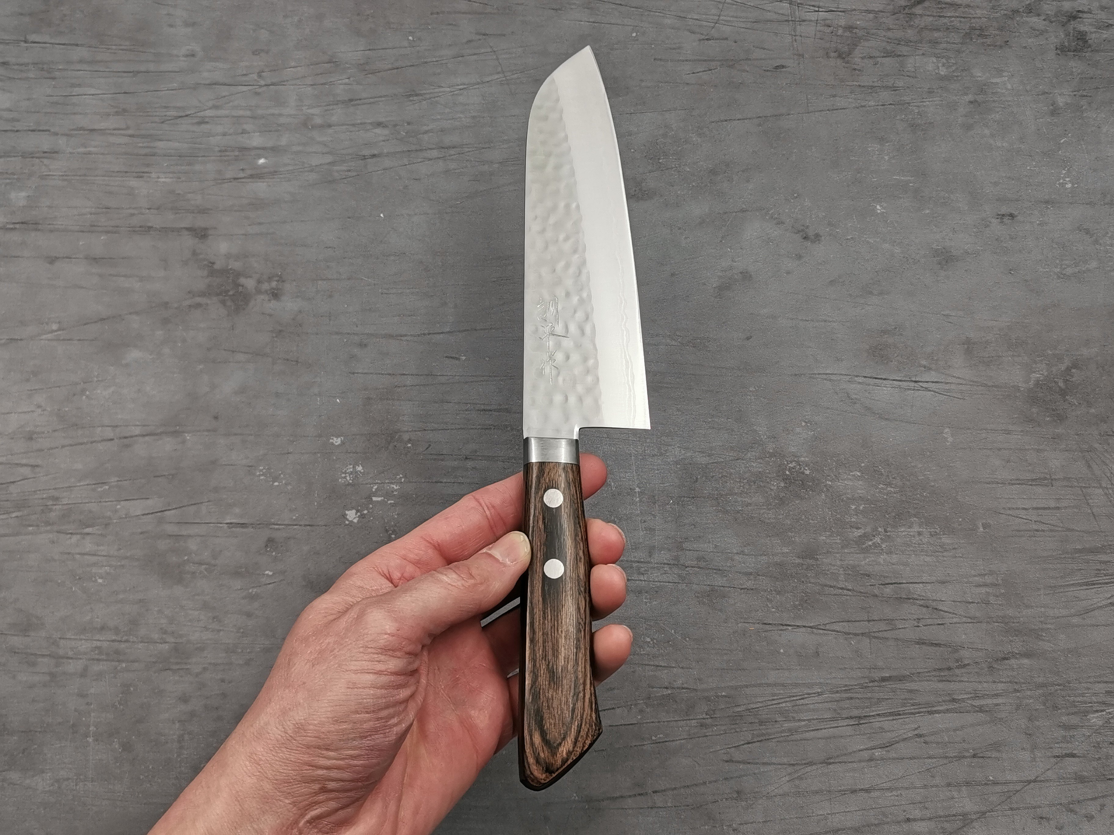 Masutani Hamono V10 Tsuchime Santoku