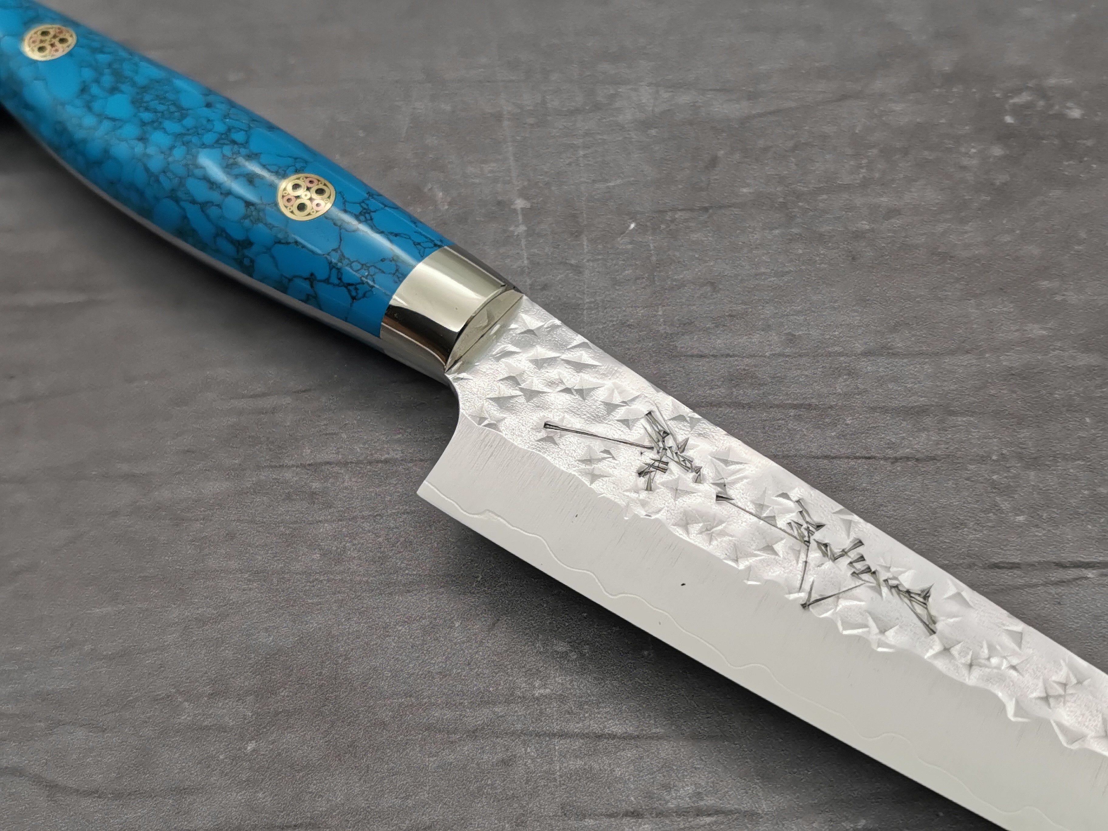 Yu Kurosaki Senko Petty 130mm with turquoise handle