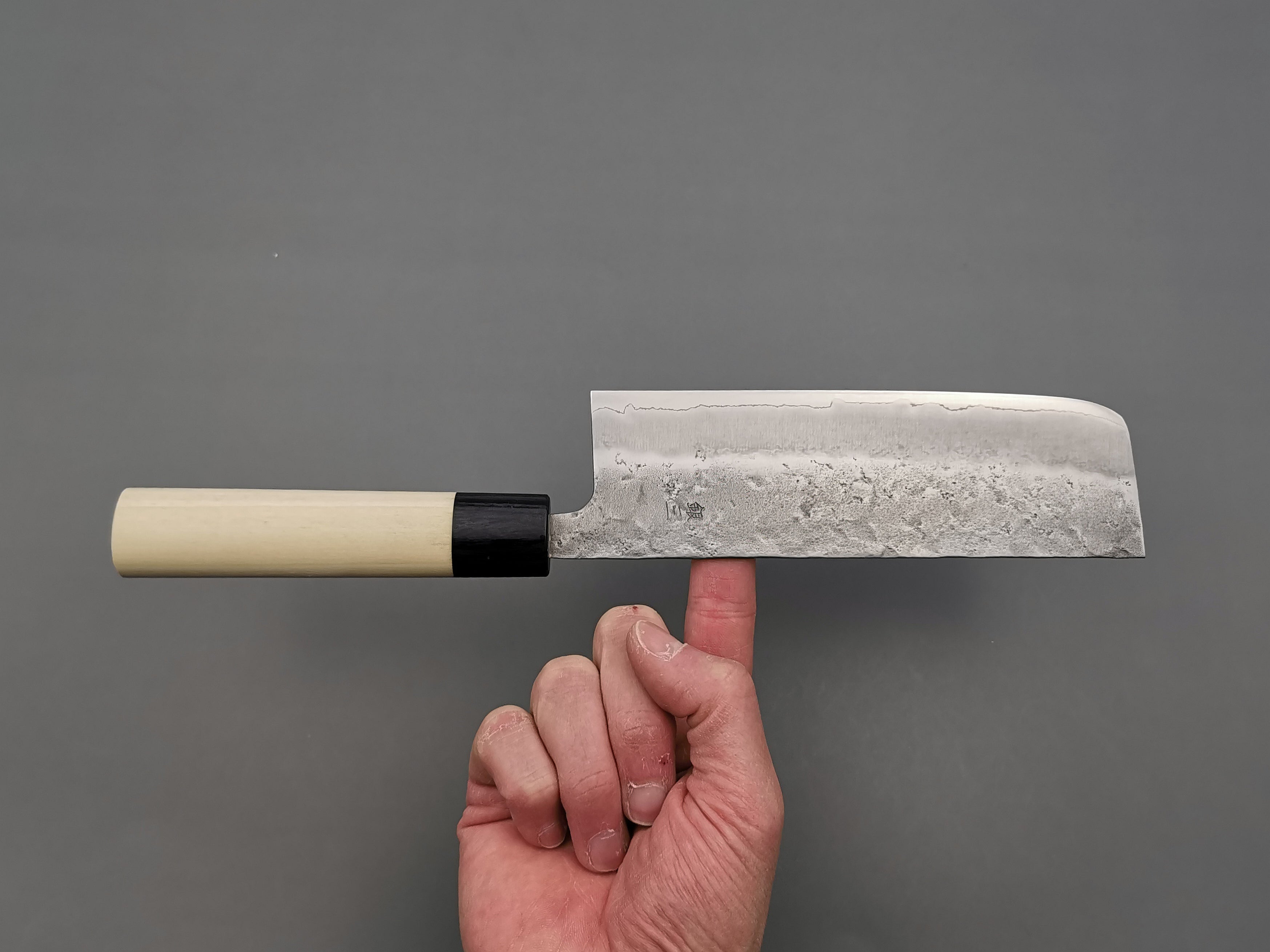 Tsunehisa Ginsan Nashiji Nakiri