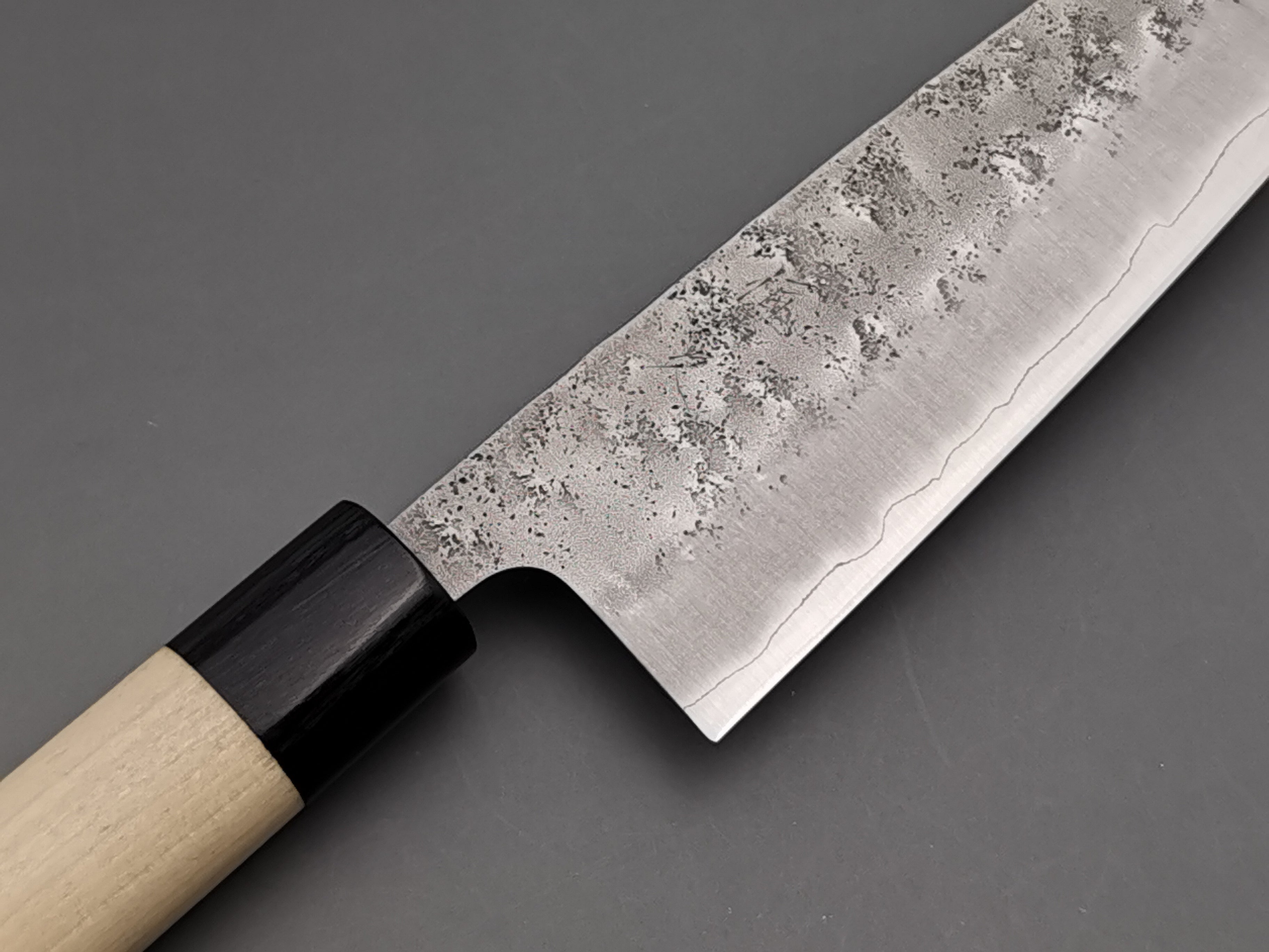 Tsunehisa Ginsan Nashiji Santoku