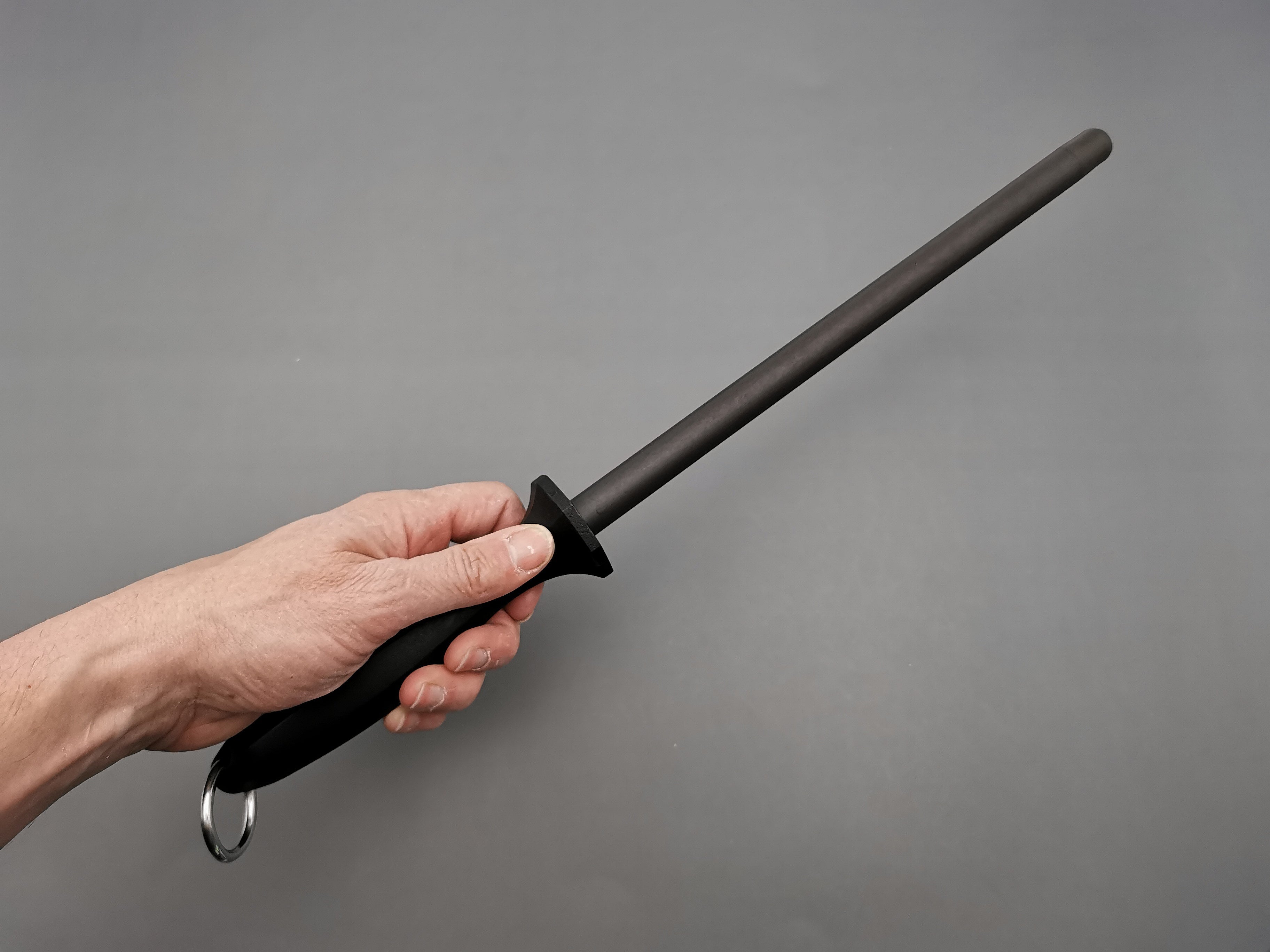Break resistant ceramic honing rod