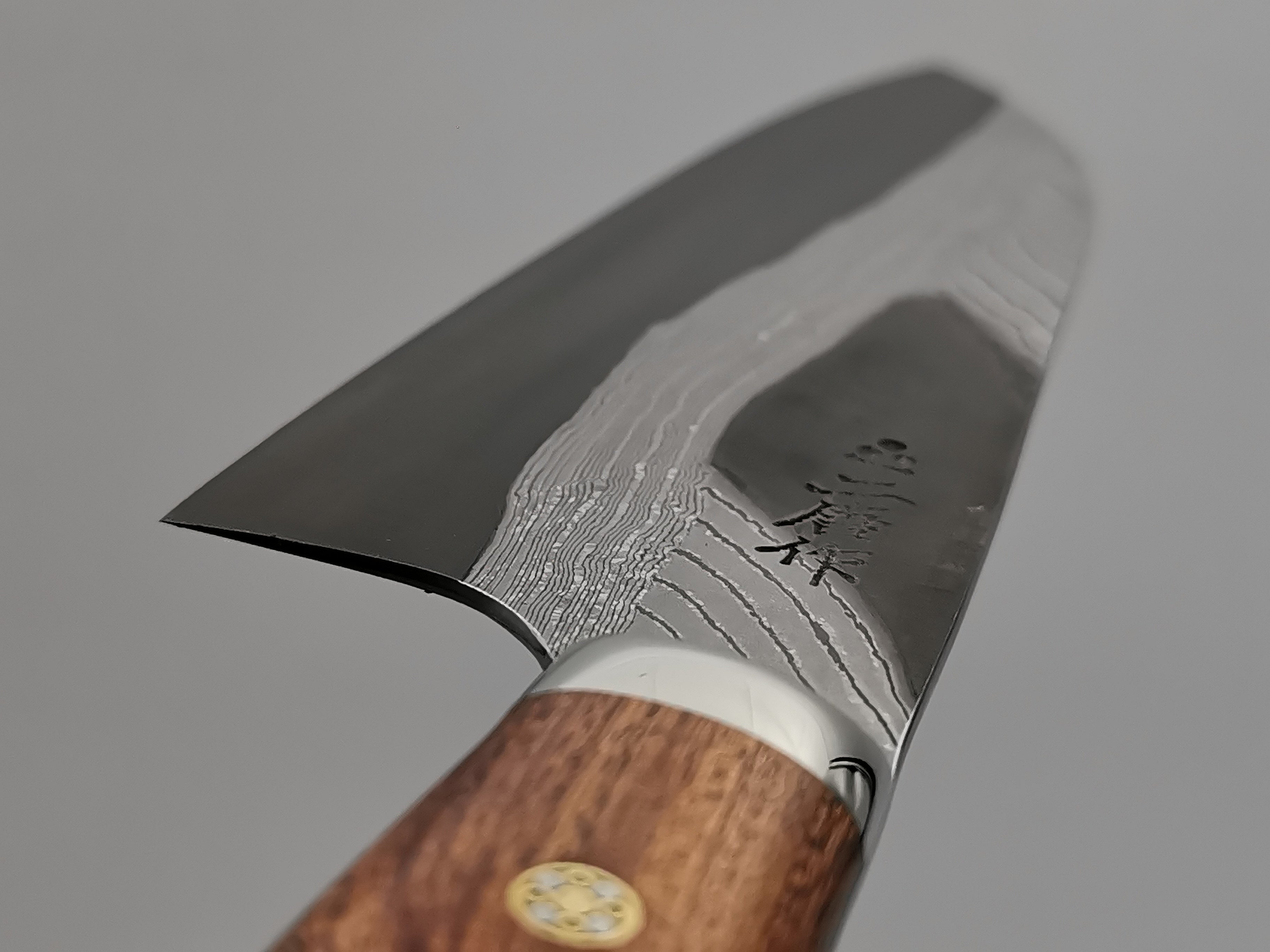 Nigara Hamono Anmon Blue #2 Santoku