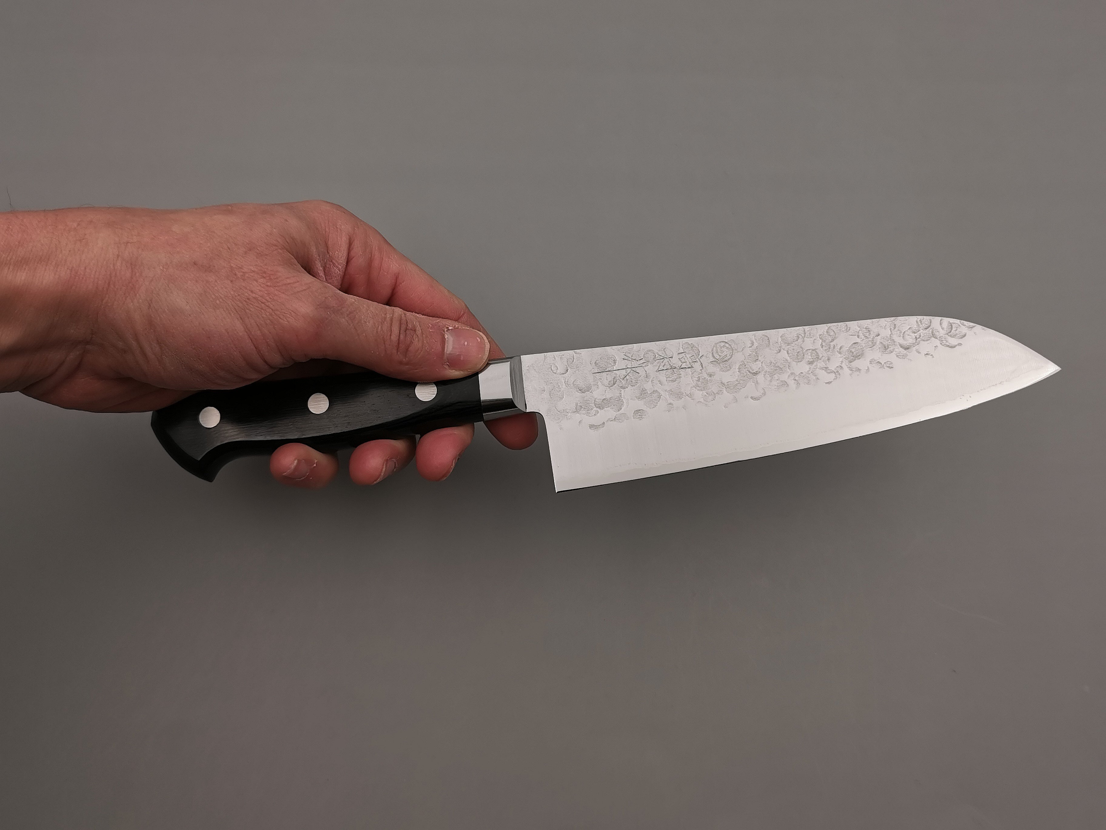 Takamura Hamono VG10 Tsuchime Santoku