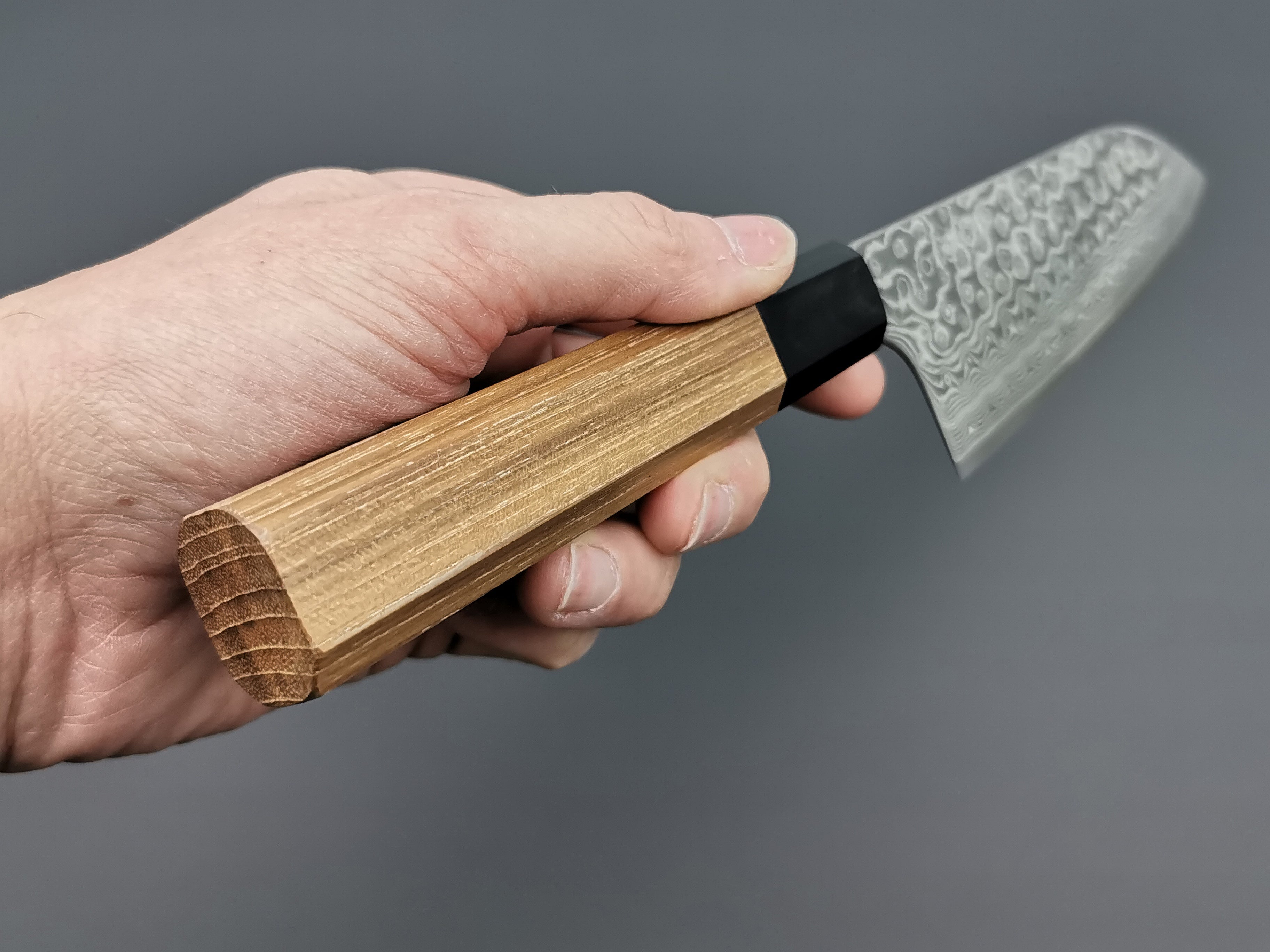 Nigara Hamono SG2 Damascus Santoku