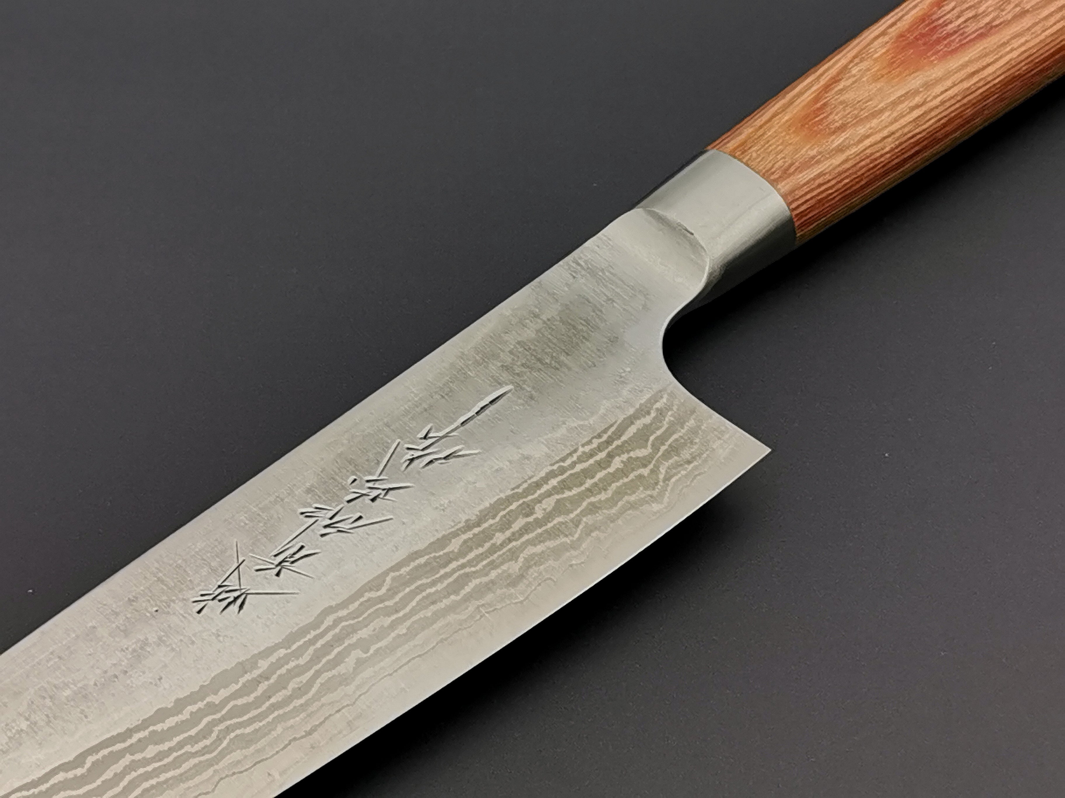 Katsuyasu Kamo VG10 Damascus Santoku