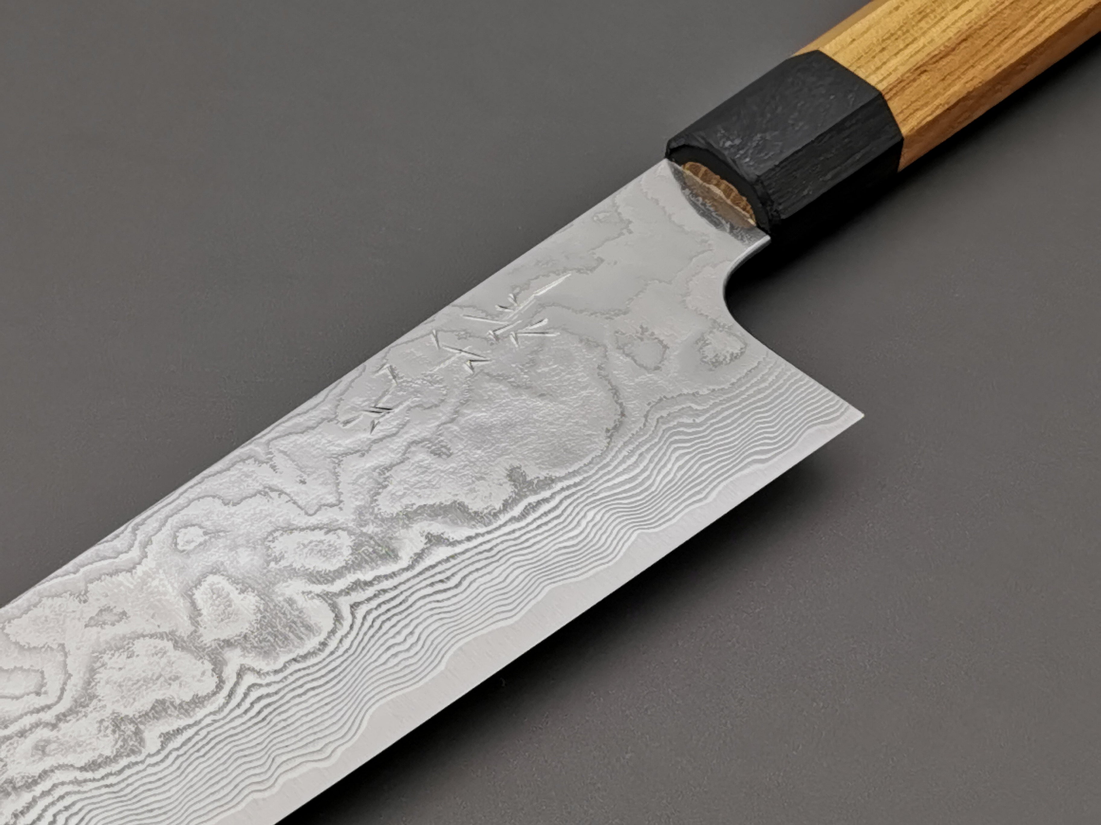 Yuta Katayama - VG10 Damascus Gyuto 240mm