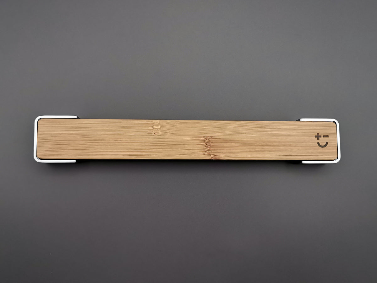 Bamboo and zinc knife rack