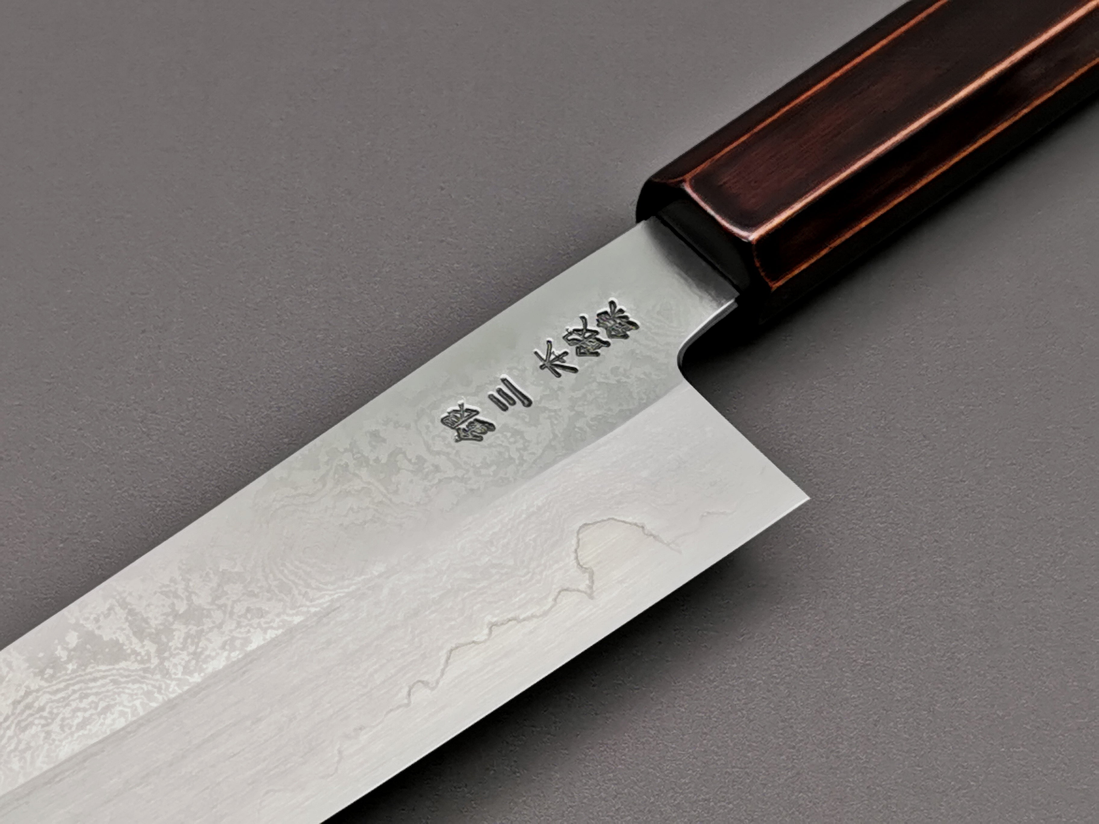 Hado Ginsan Damascus Urushi Santoku