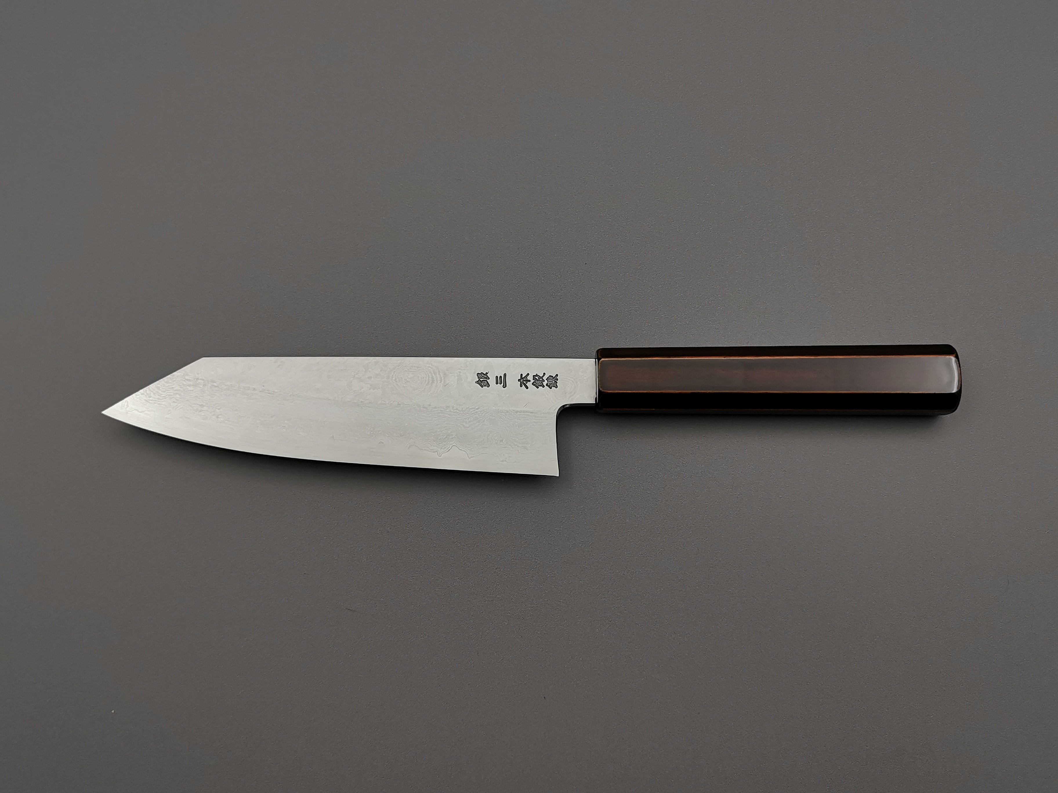 Hado Ginsan Damascus Urushi Kiritsuke Santoku