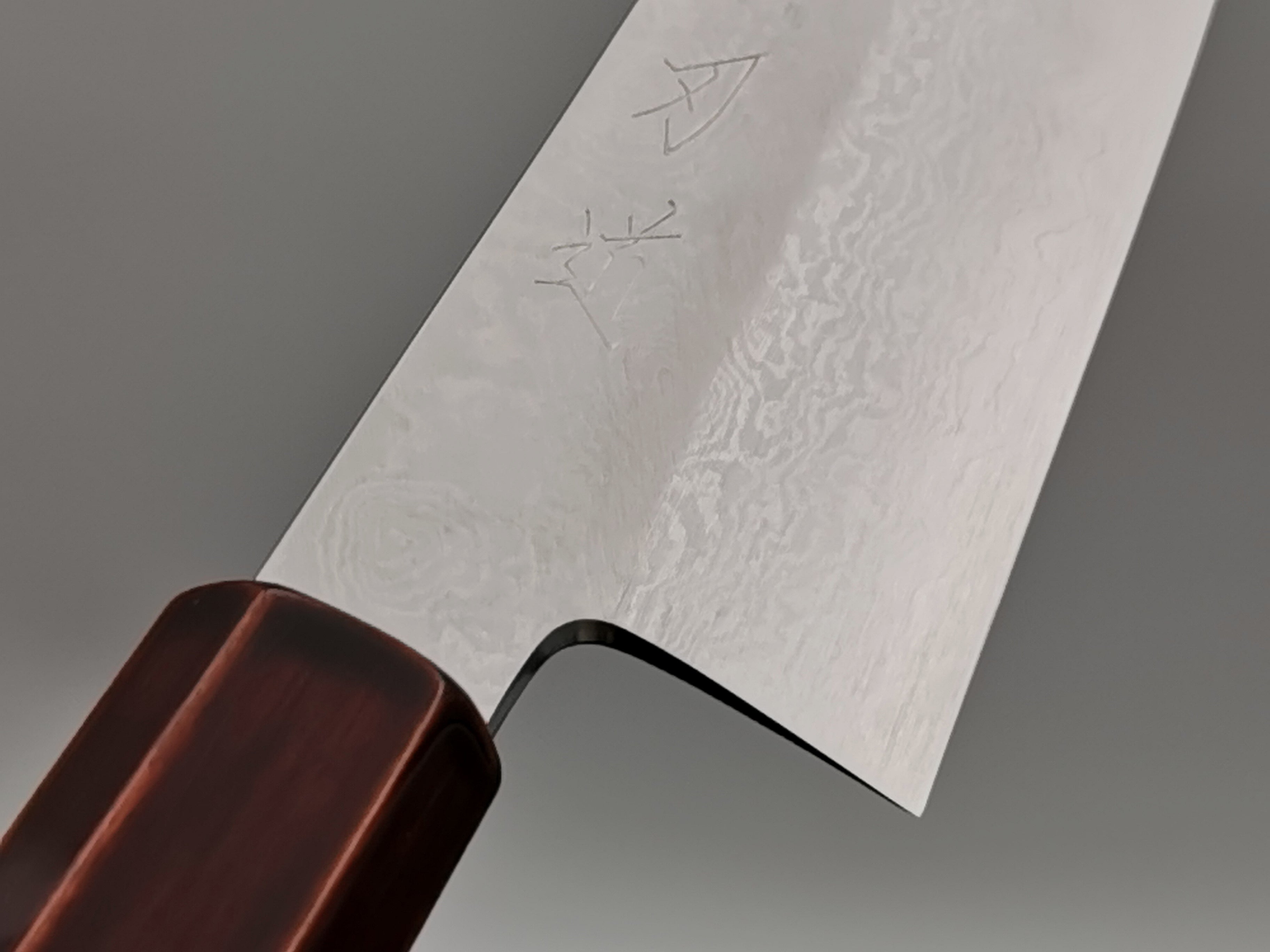 Hado Ginsan Damascus Urushi Kiritsuke Santoku