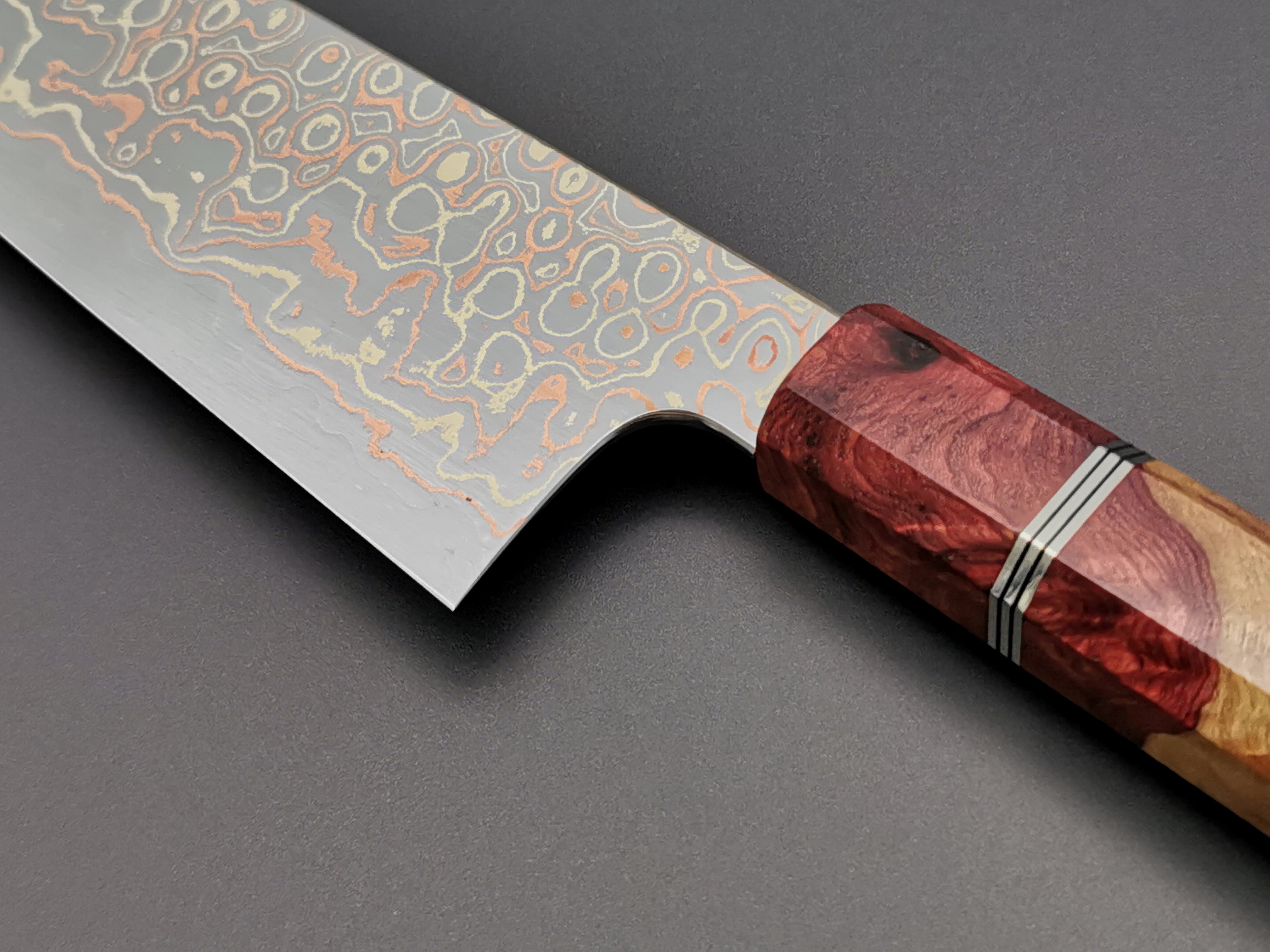 Nigara Hamono x Myojin Naohito Rainbow Damascus Santoku