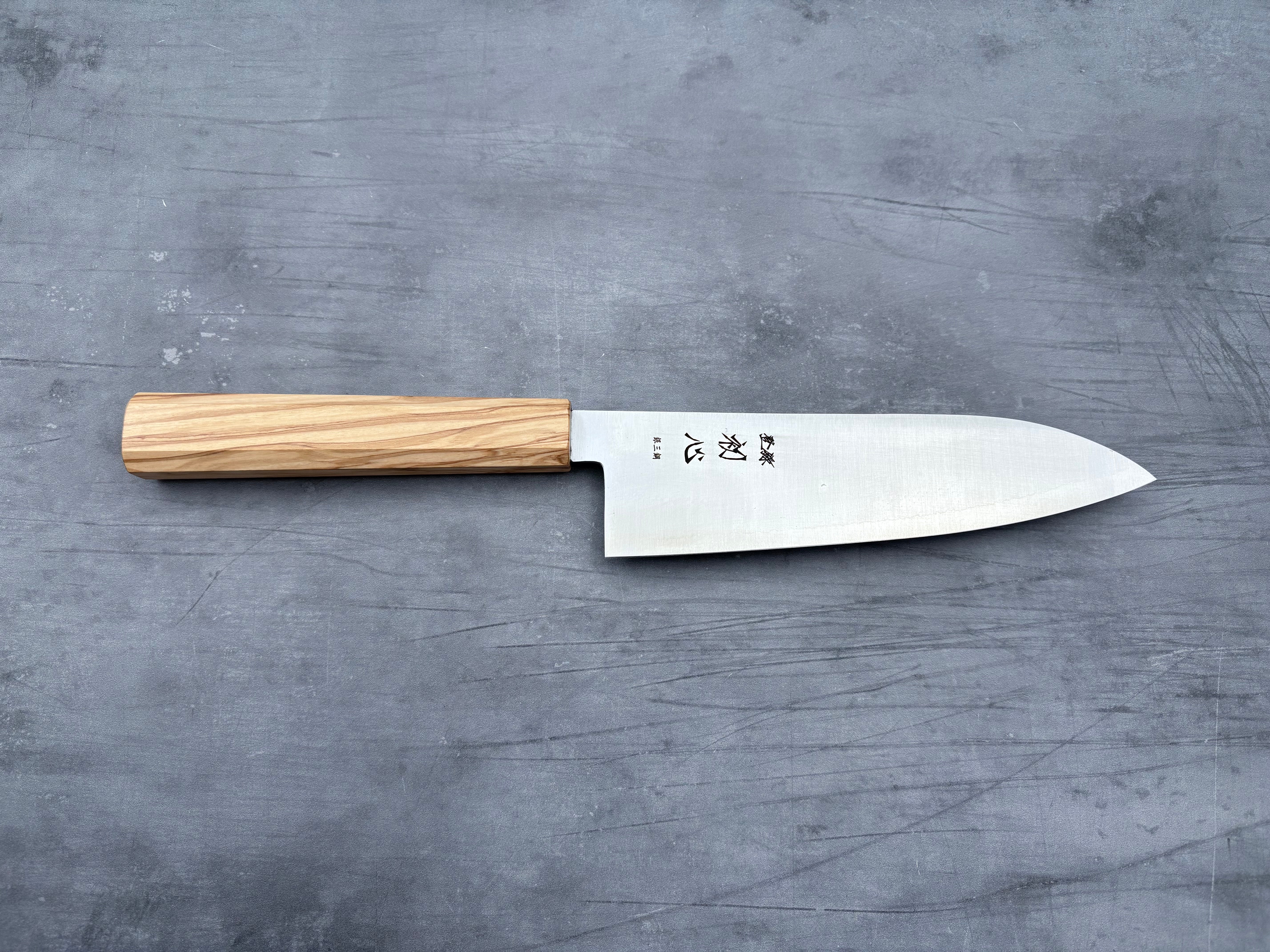 hanabusaayako　３本 Hatsukokoro Hayabusa Silver 3 Santoku – Cutting Edge Knives