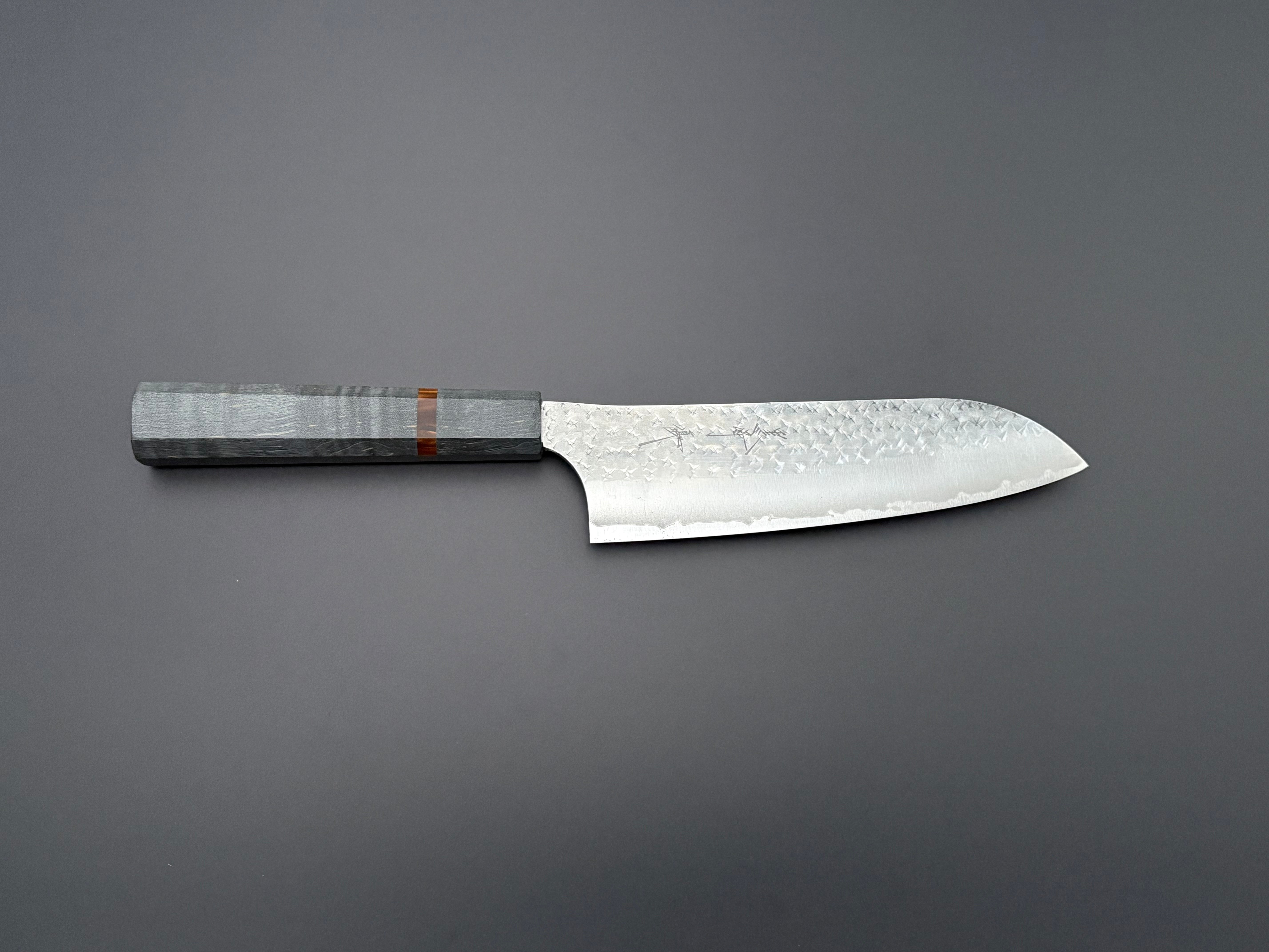 Yu Kurosaki Kokusen Santoku (Polished)