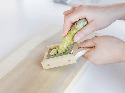 Oyanagi Wasabi Grater & Brush