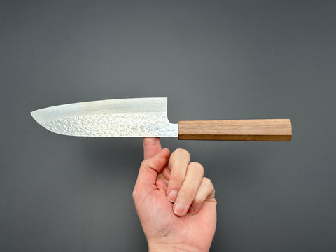 Makoto Kurosaki VG7 Damascus Tsuchime Santoku