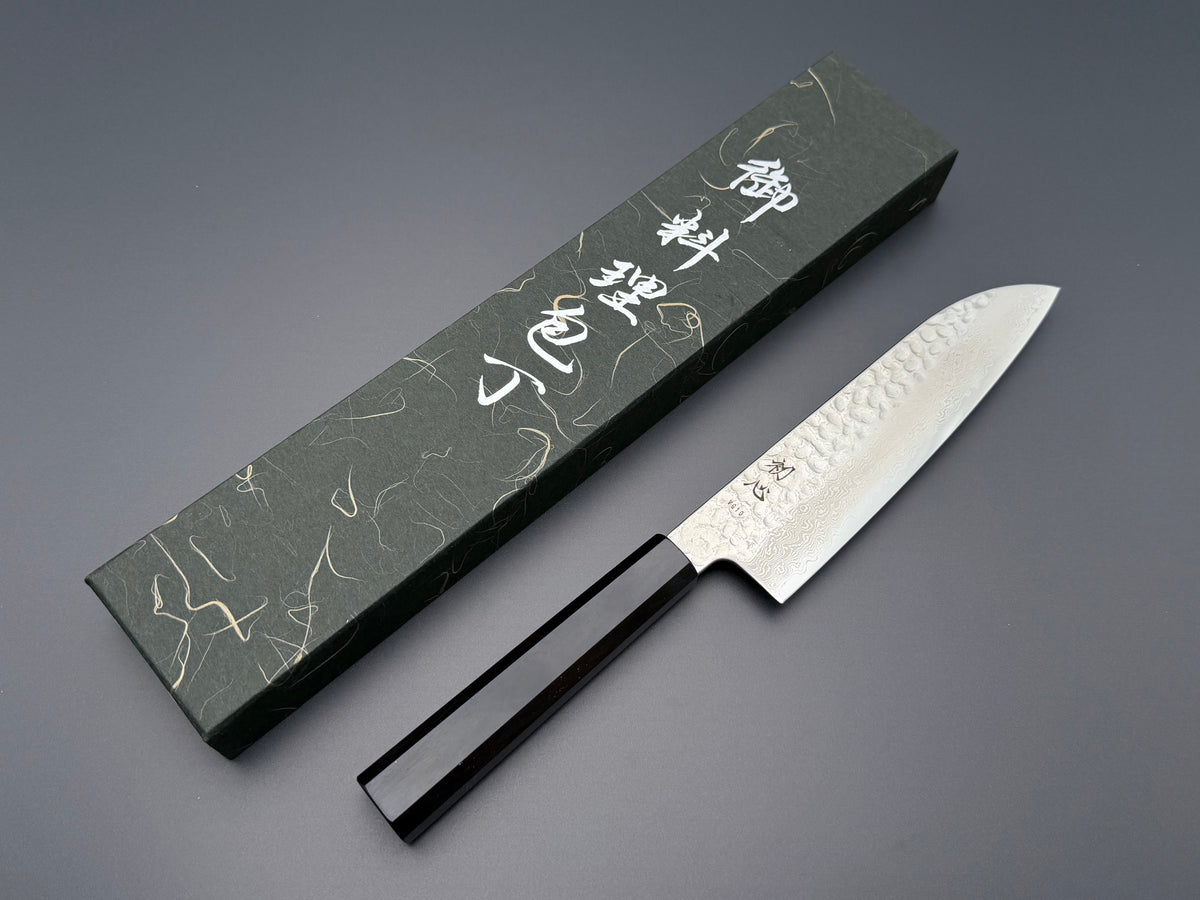 Hatsukokoro VG10 Damascus Tsuchime Santoku