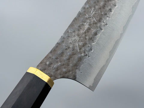 Yu Kurosaki Kokusen Santoku