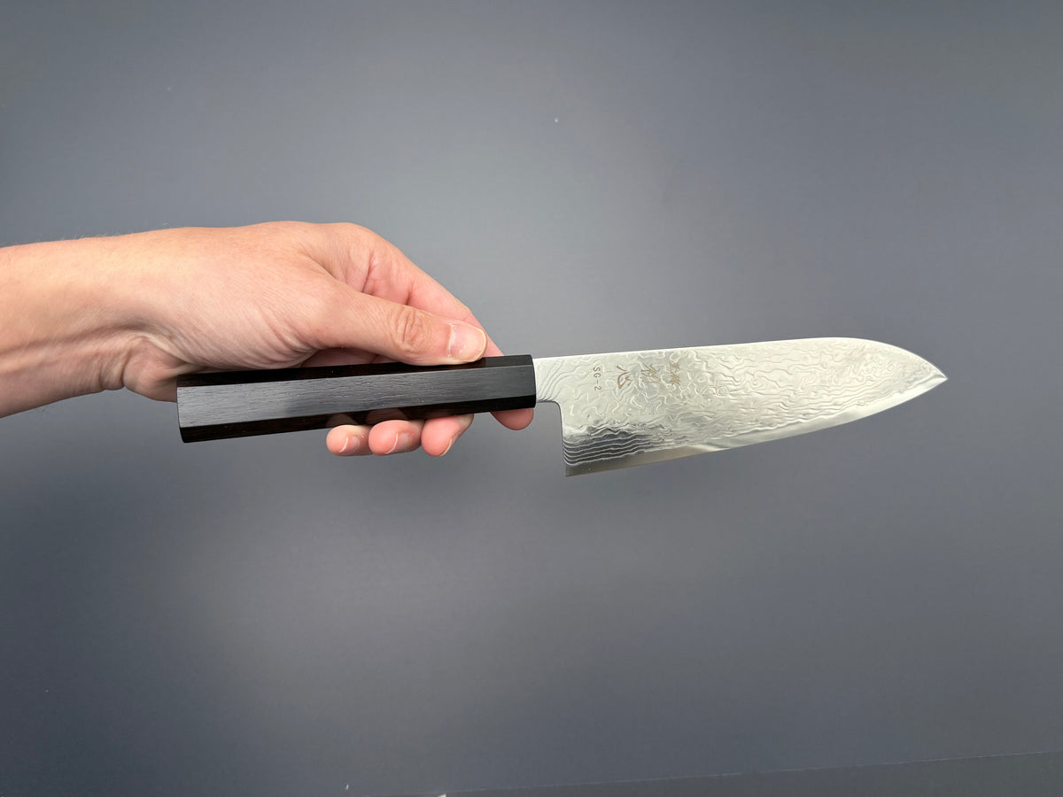 Hatsukokoro Ryuhyo SG2 Mirror Damascus Santoku
