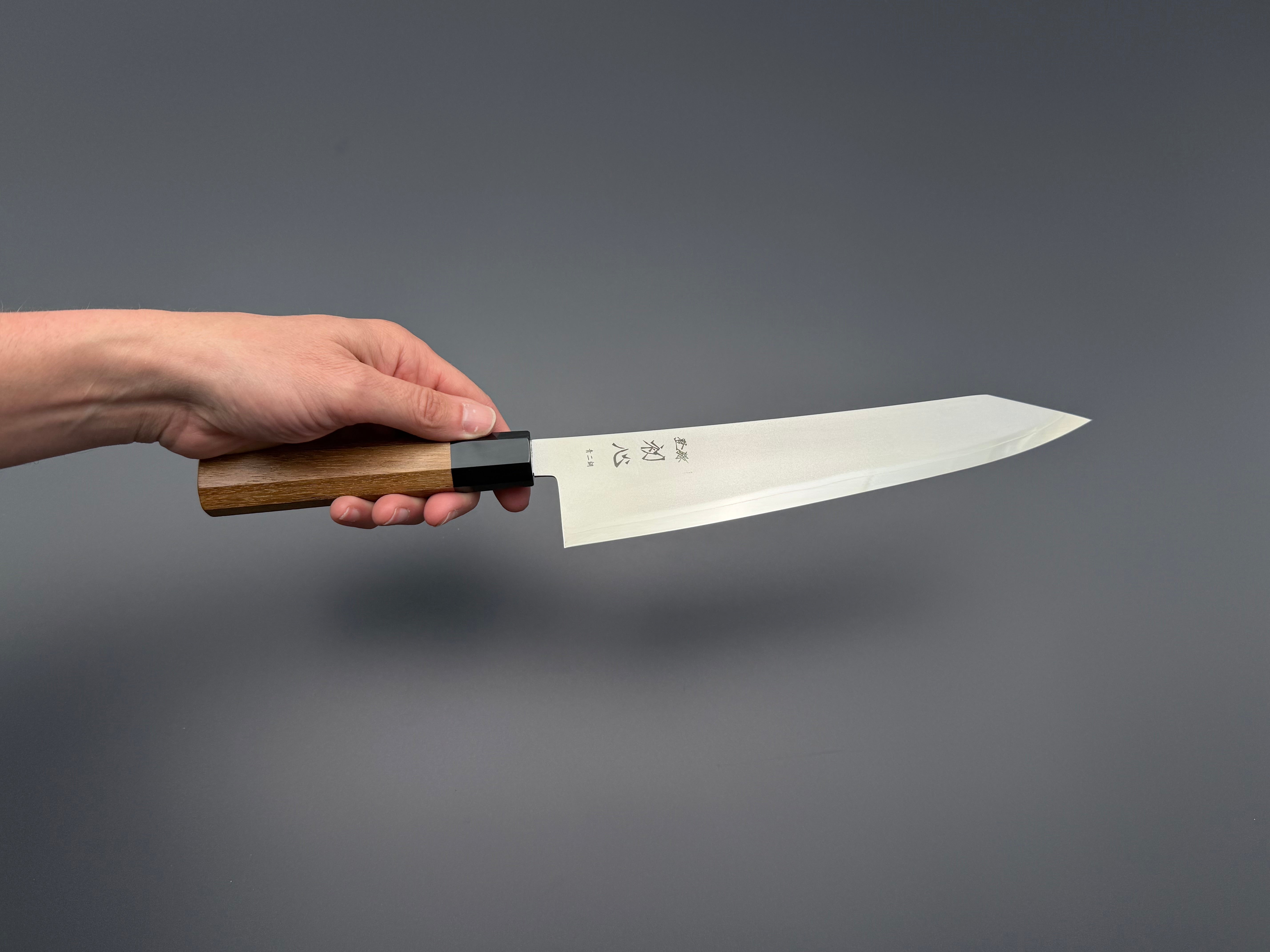Hatsukokoro Kaijin Blue #2 Kiritsuke Gyuto 240mm