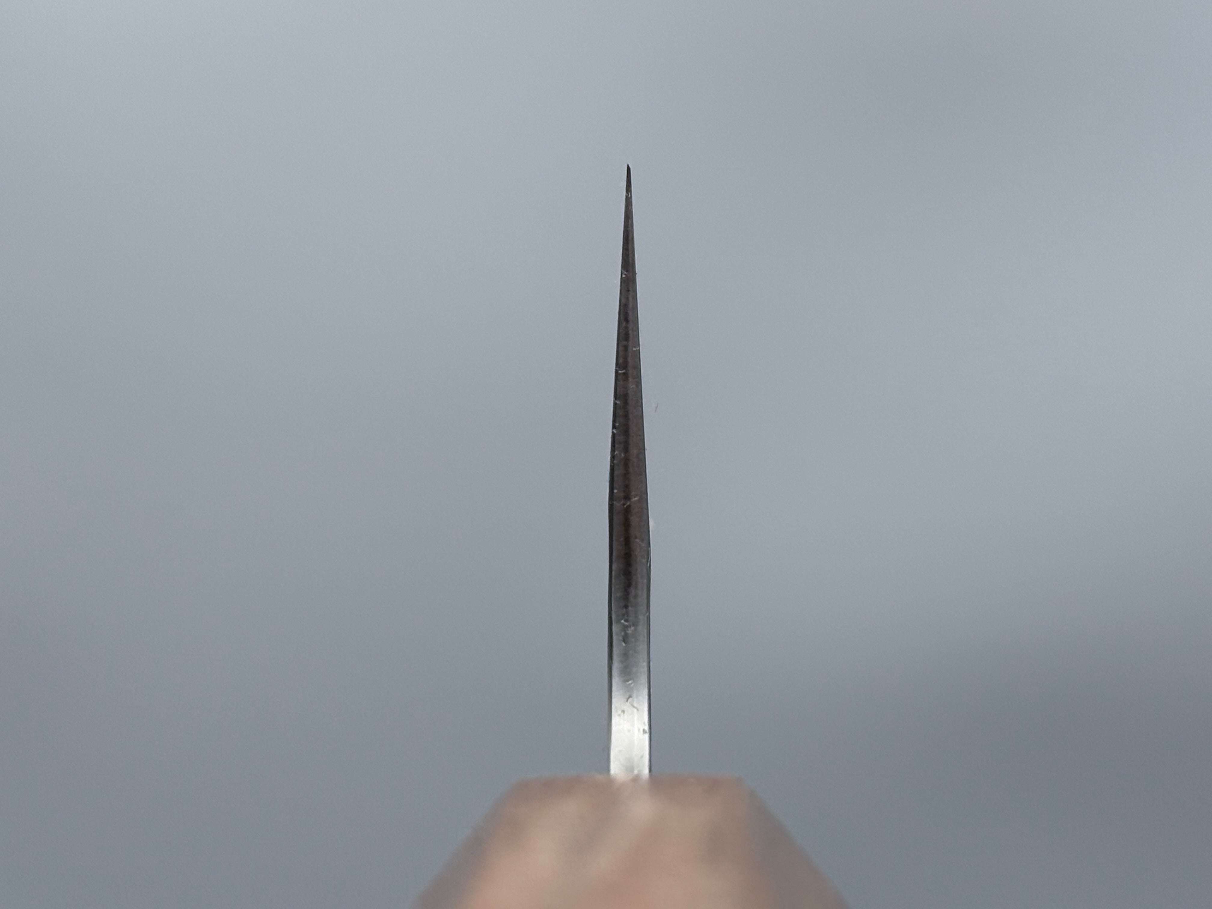Makoto Kurosaki VG7 Damascus Tsuchime Gyuto 210mm