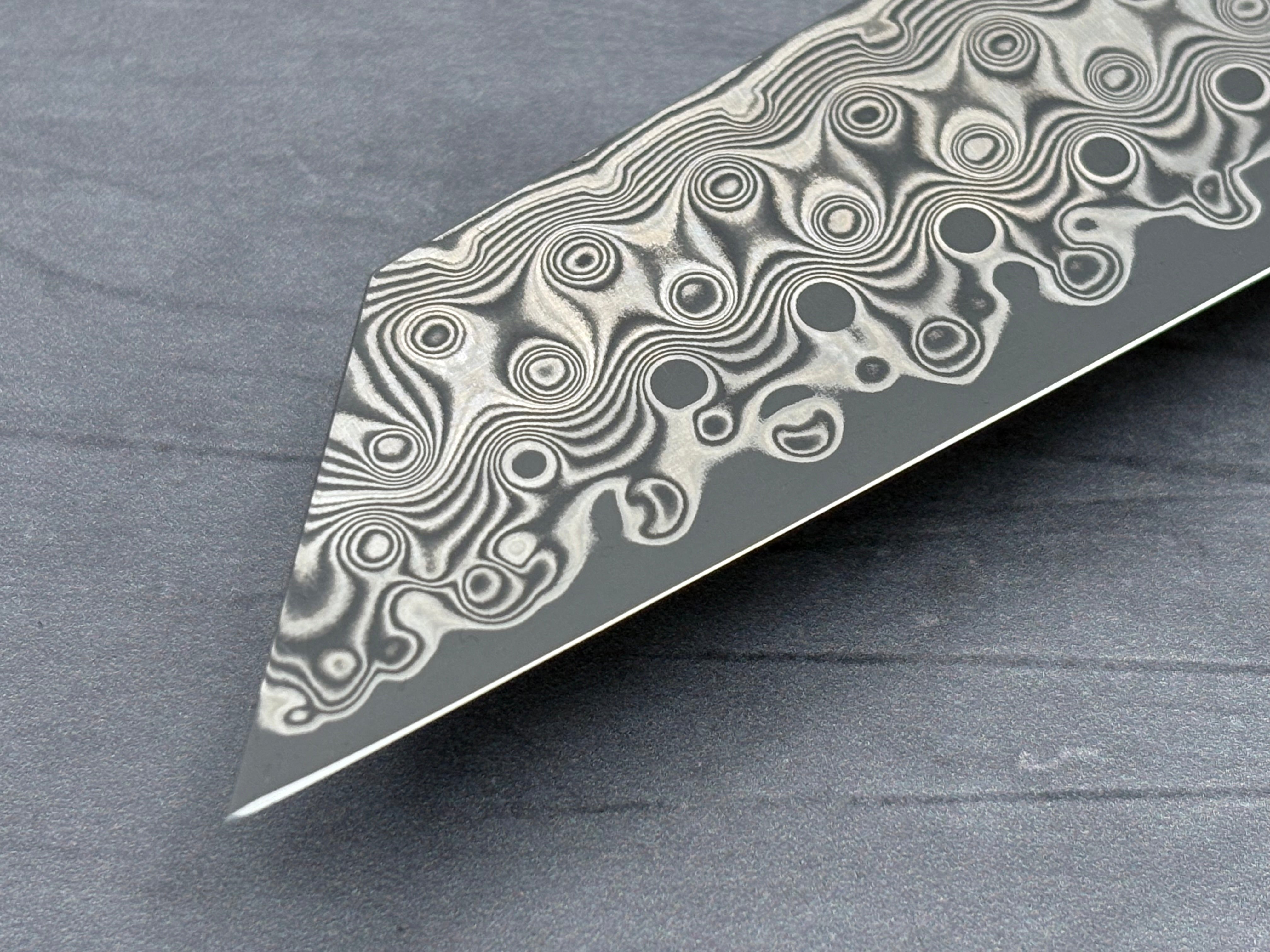 Nigara Hamono SG2 Damascus Kiritsuke Petty 120mm