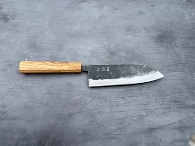 Hatsukokoro Kurogane Blue #2 Santoku