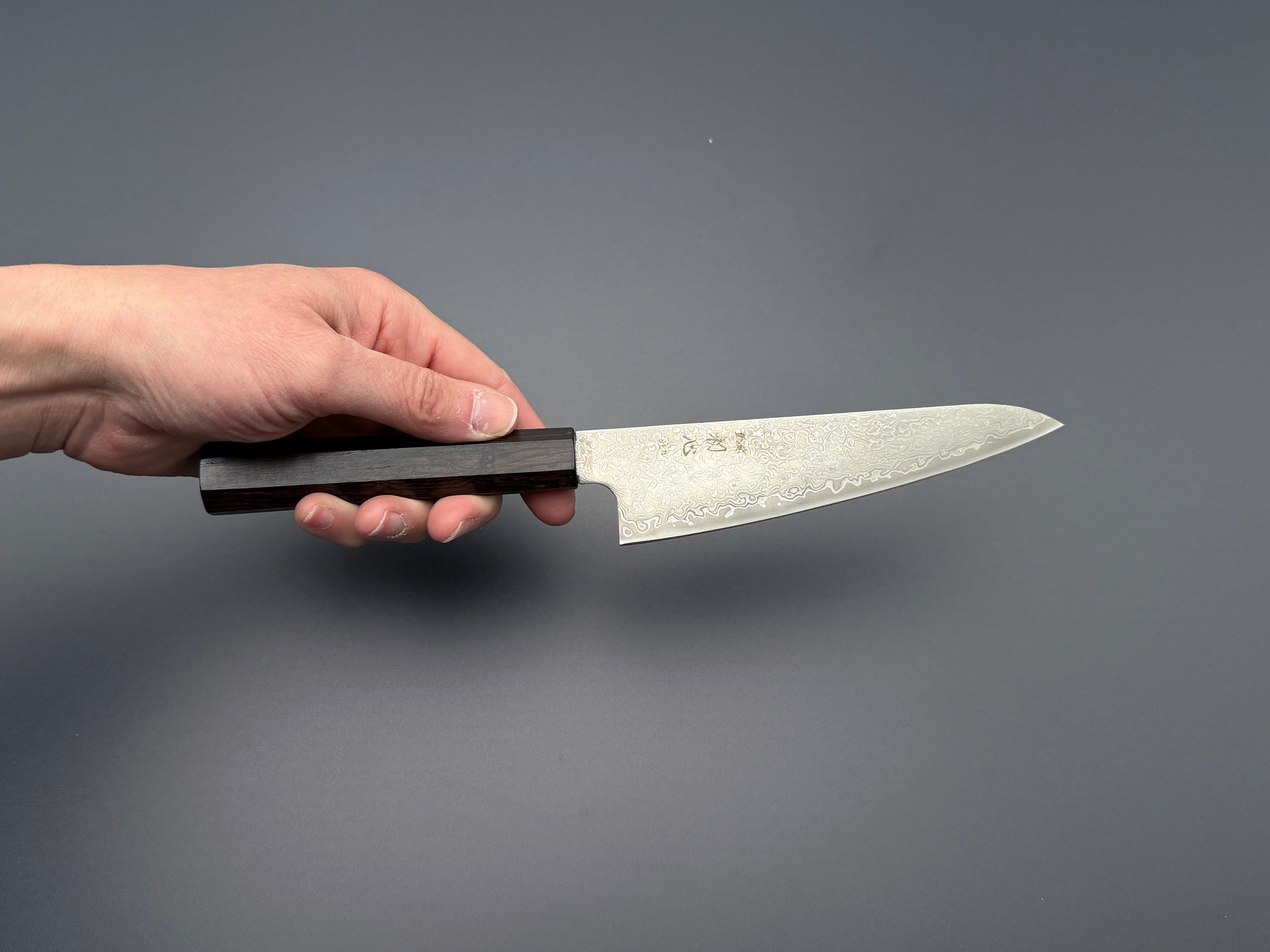 Hatsukokoro Hikari SLD Kurozome Damascus Ko-Santoku 150mm