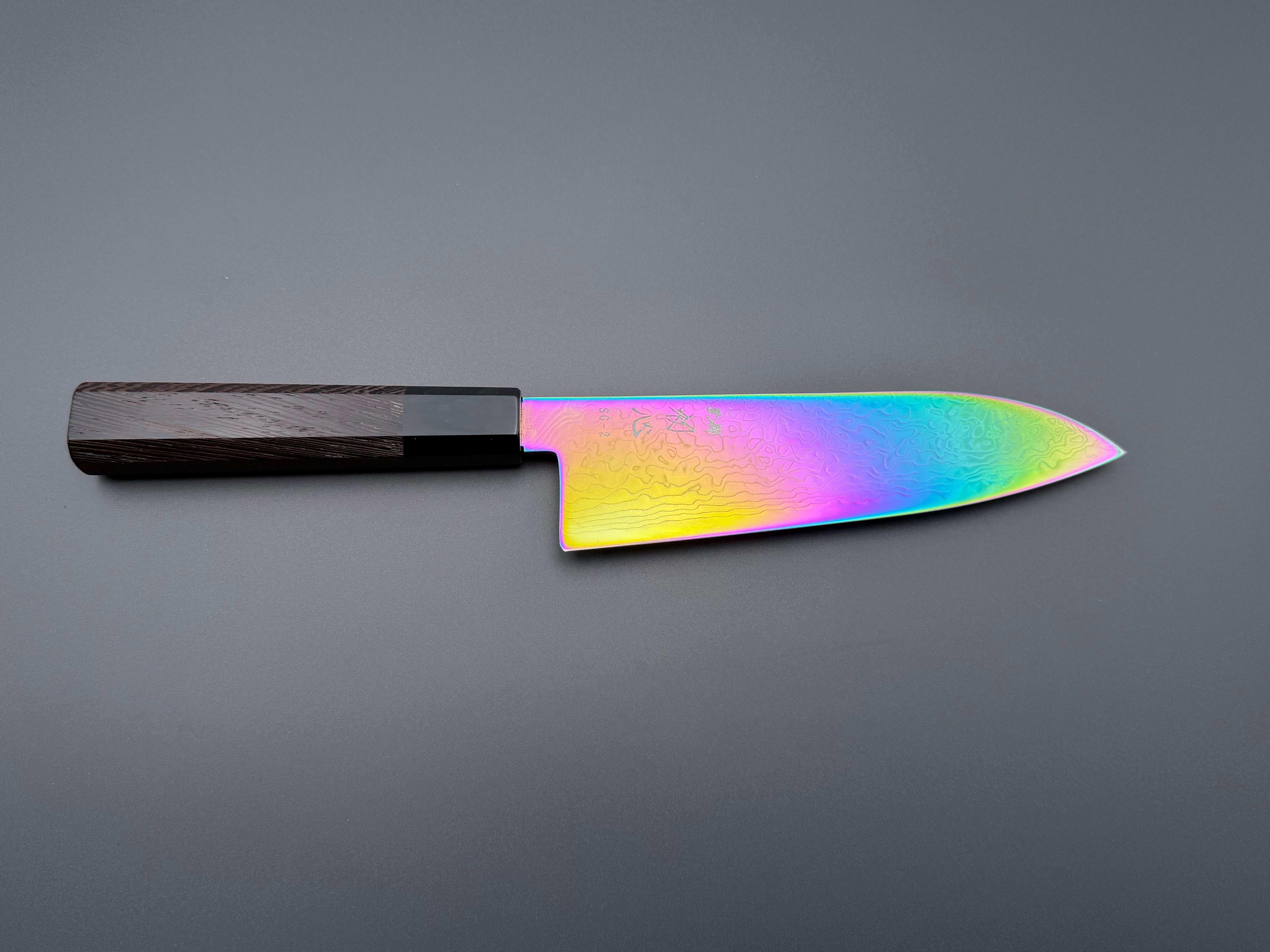 Hatsukokoro Ryuhyo SG2 Rainbow Damascus Santoku