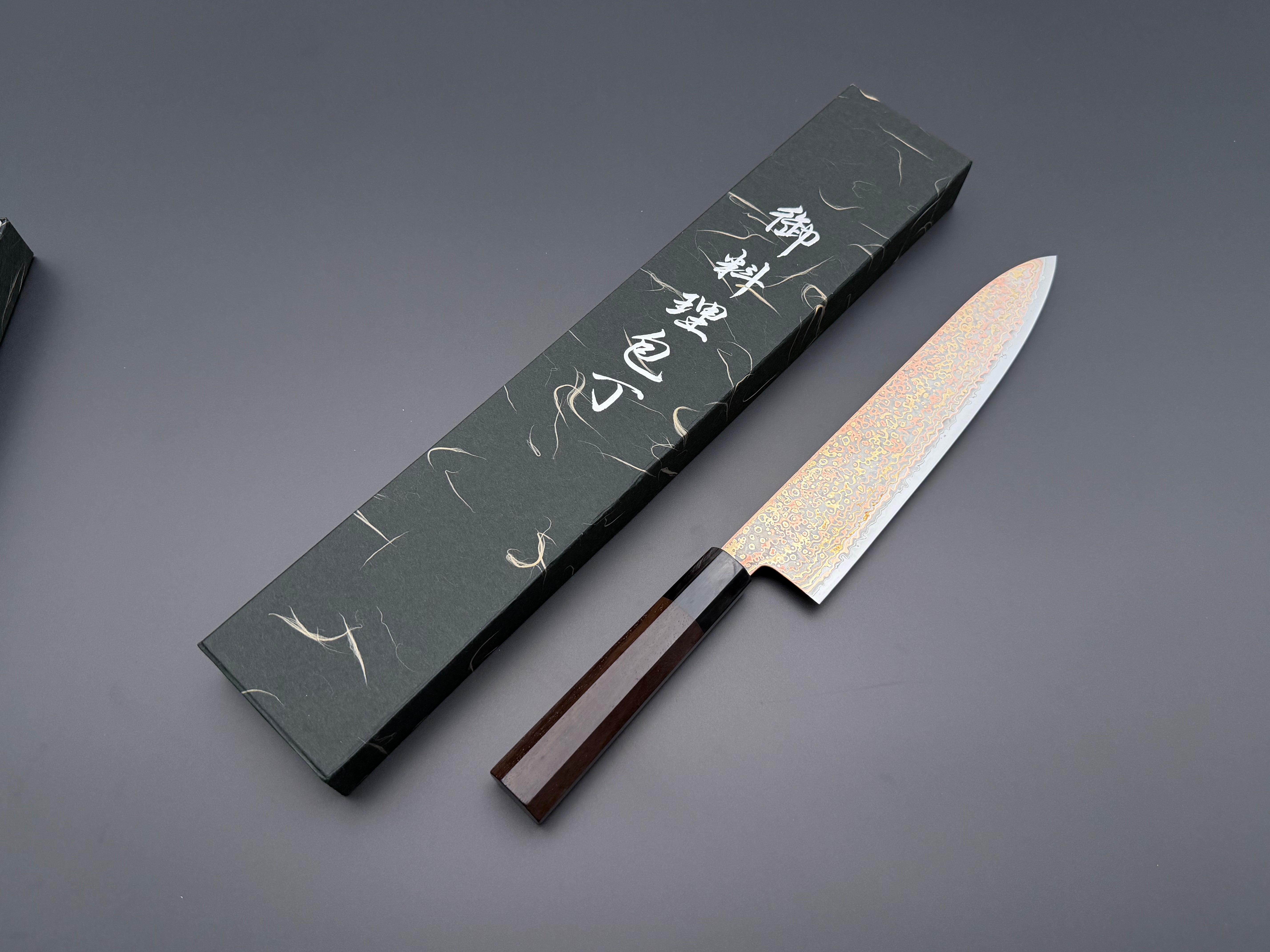 LeeKAORI☆ Hatsukokoro Hinotori V-Toku2 Rainbow Damascus Gyuto 240mm