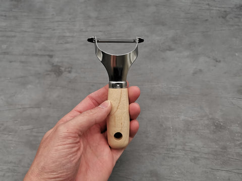 Oyanagi Y-Shaped Peeler