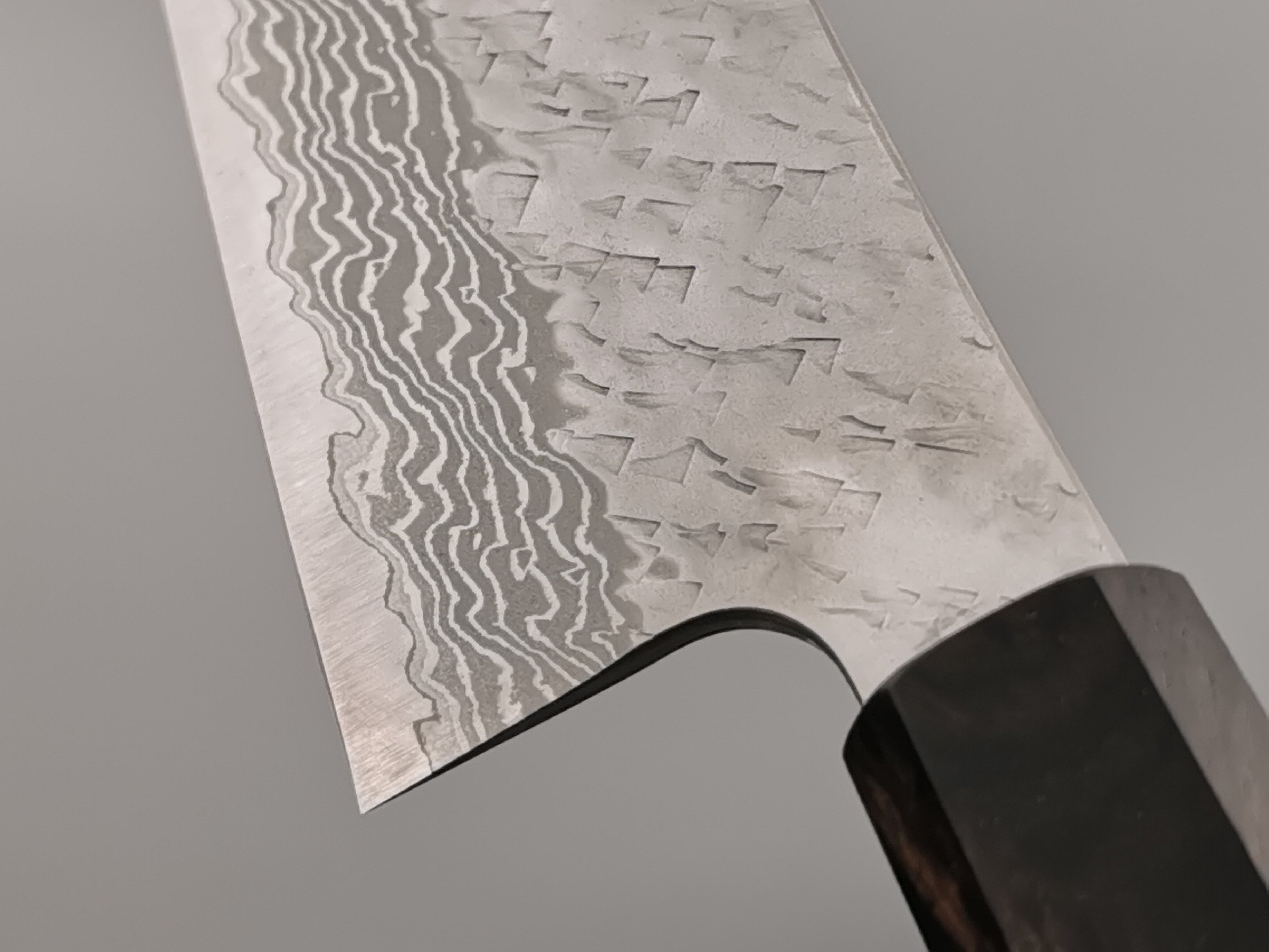 Nigara Hamono VG10 Damascus Bunka
