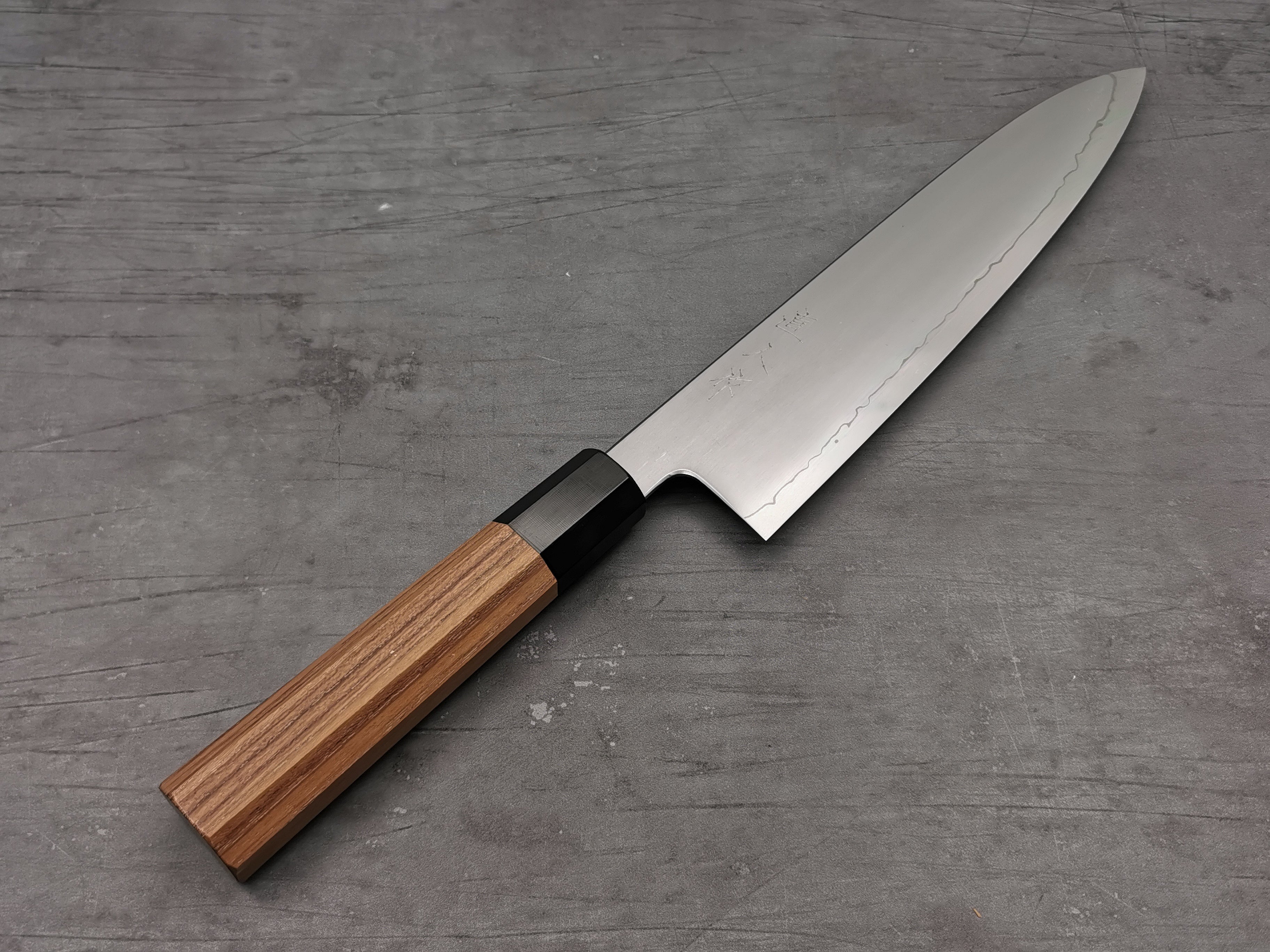 Myojin Naohito SG2 Gyuto 240mm