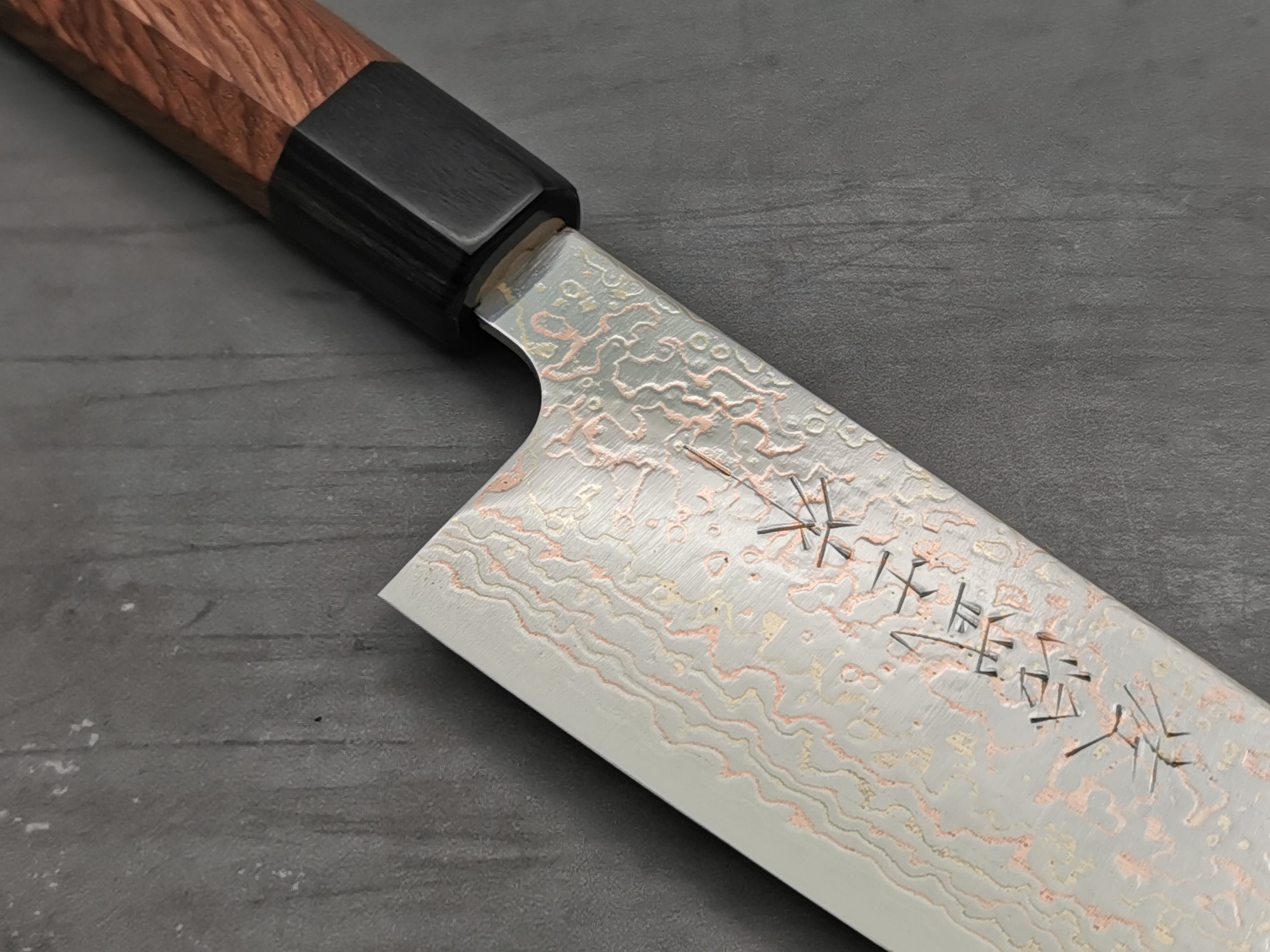 Takeshi Saji VG10 Rainbow Damascus Santoku