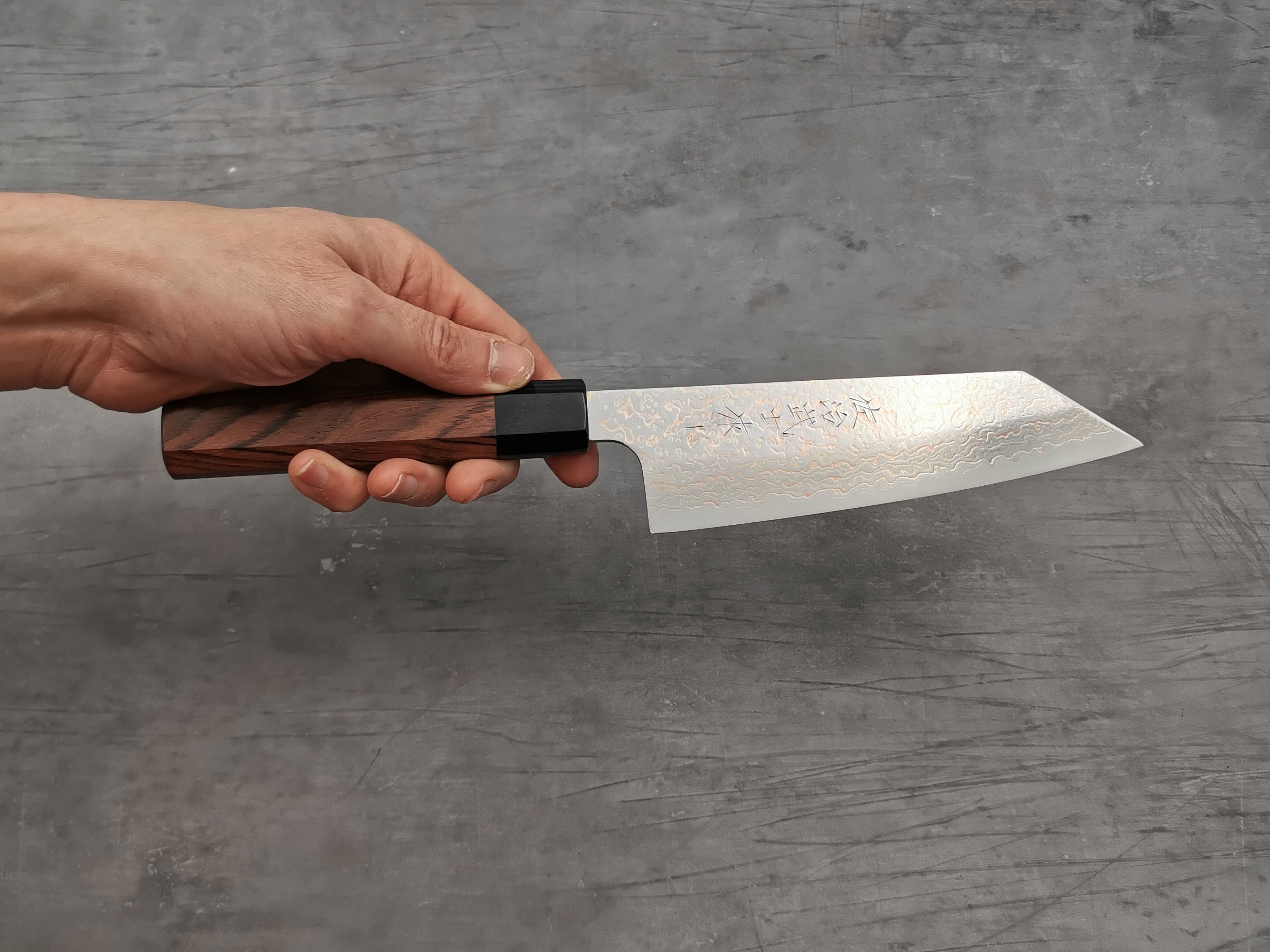 Takeshi Saji VG10 Rainbow Damascus Kengata Santoku