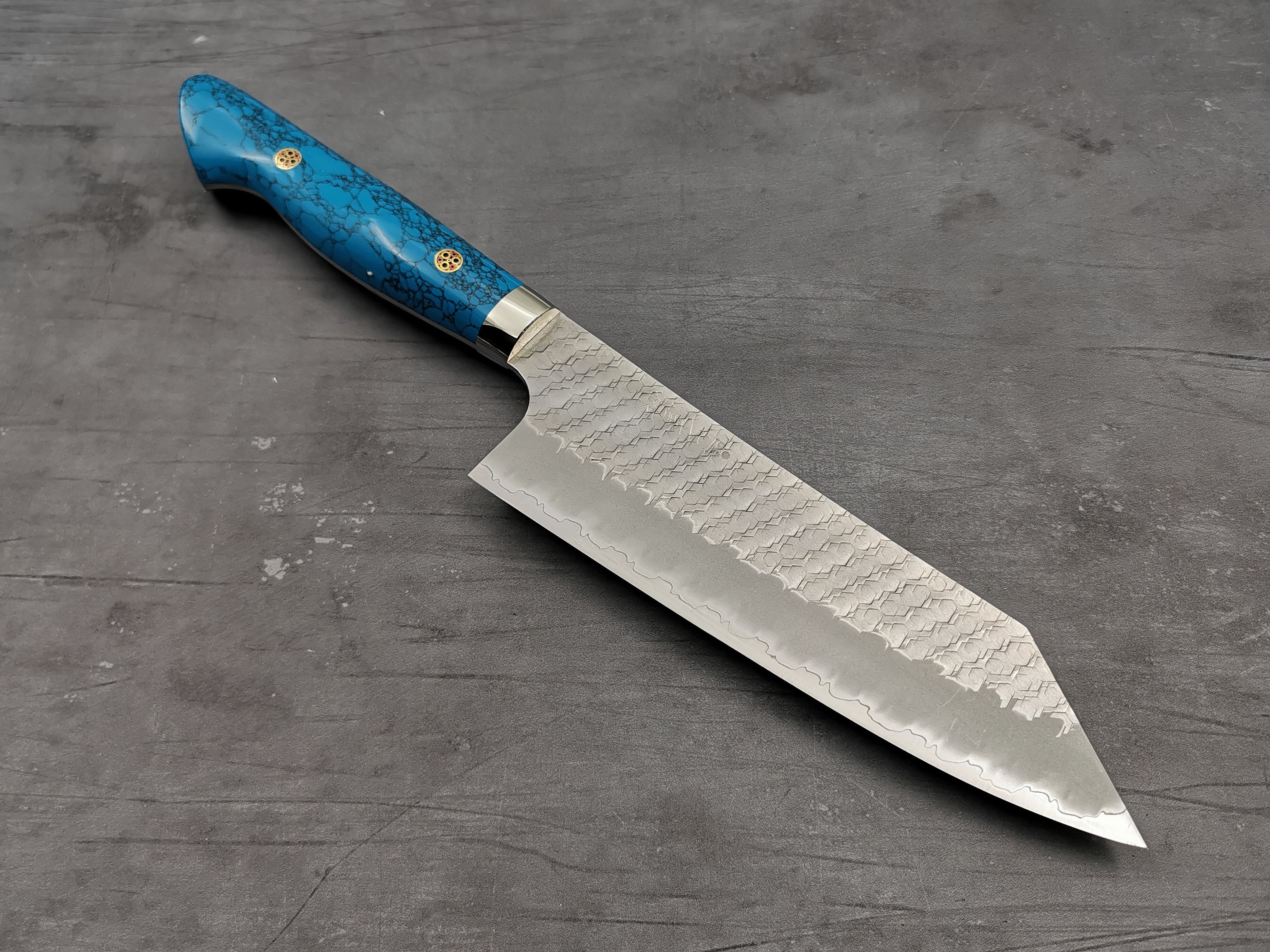 Nigara Hamono SG2 Tsuchime Bunka with Turquoise Handle – Cutting
