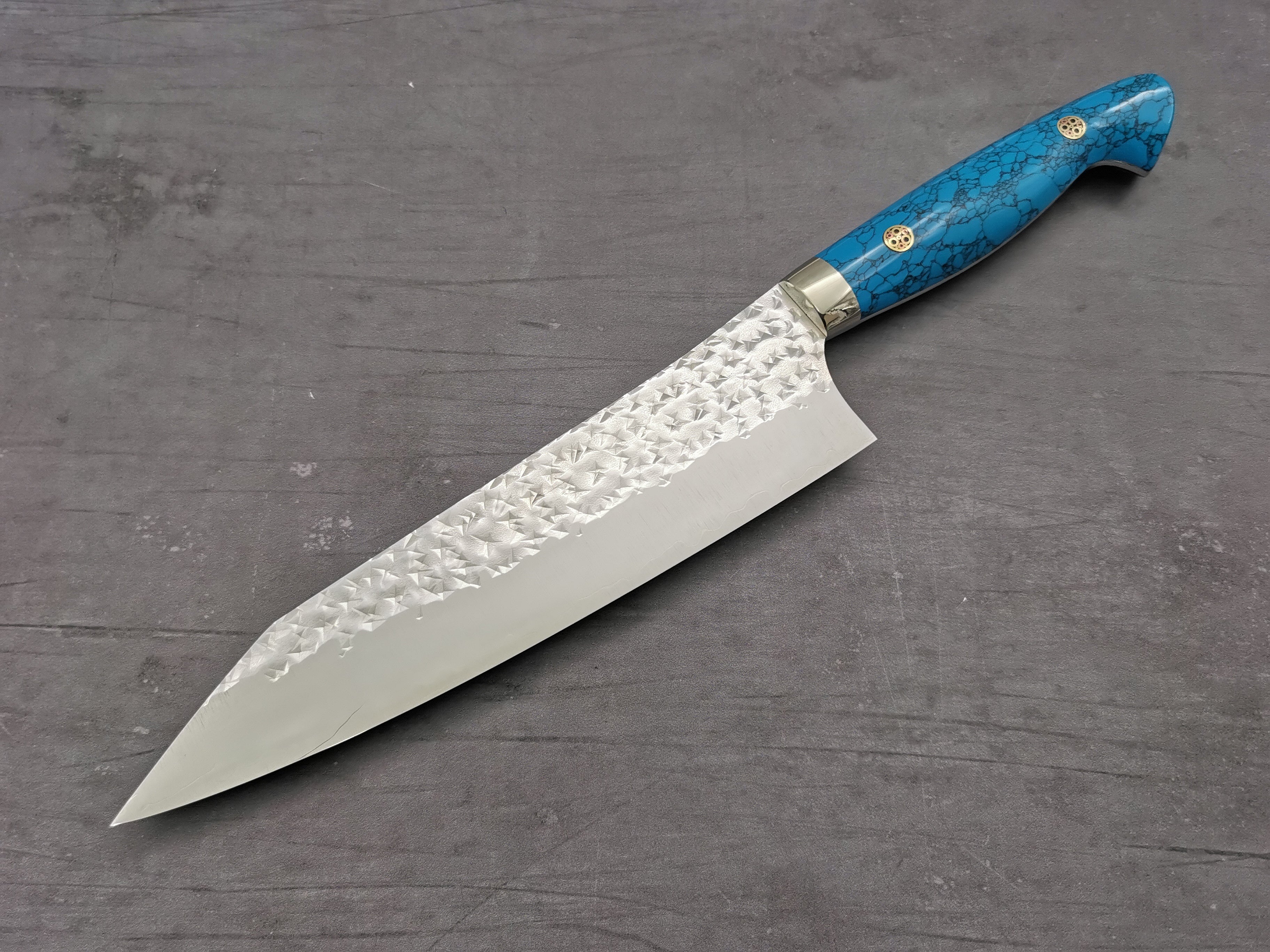Yu Kurosaki Senko Gyuto 180mm with turquoise handle