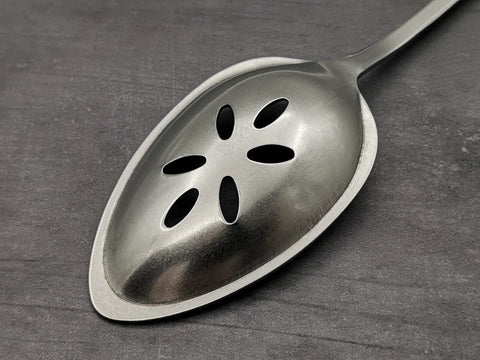 Gestura 00 Slotted Silver Spoon