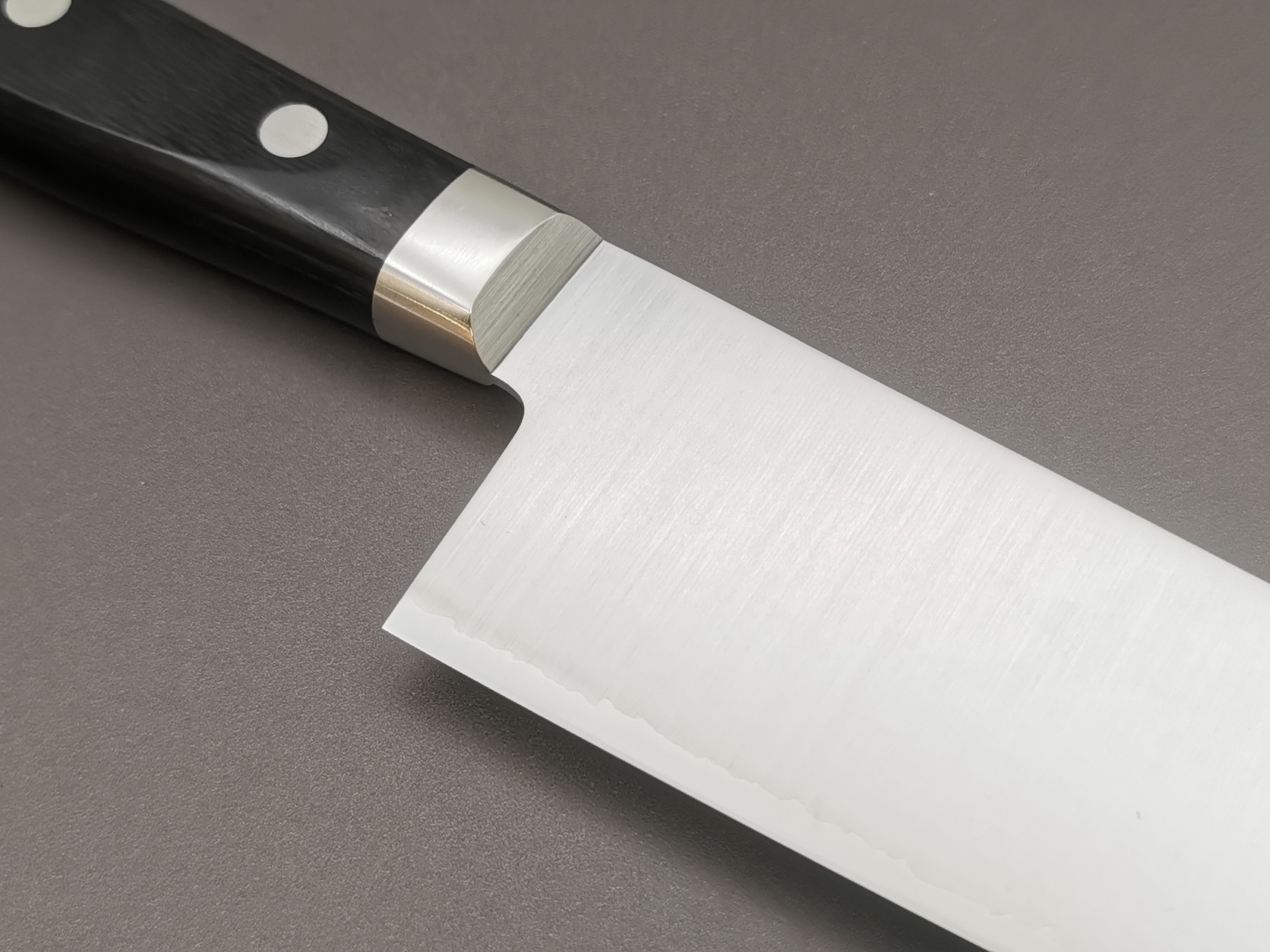 Takamura Hamono VG10 Santoku