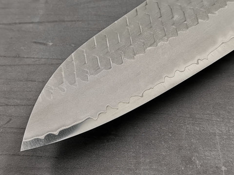 Nigara Hamono SG2 Kurouchi Tsuchime Santoku