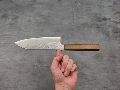 Nigara Hamono SG2 Kurouchi Tsuchime Santoku