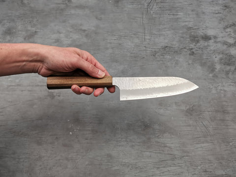 Nigara Hamono SG2 Kurouchi Tsuchime Santoku