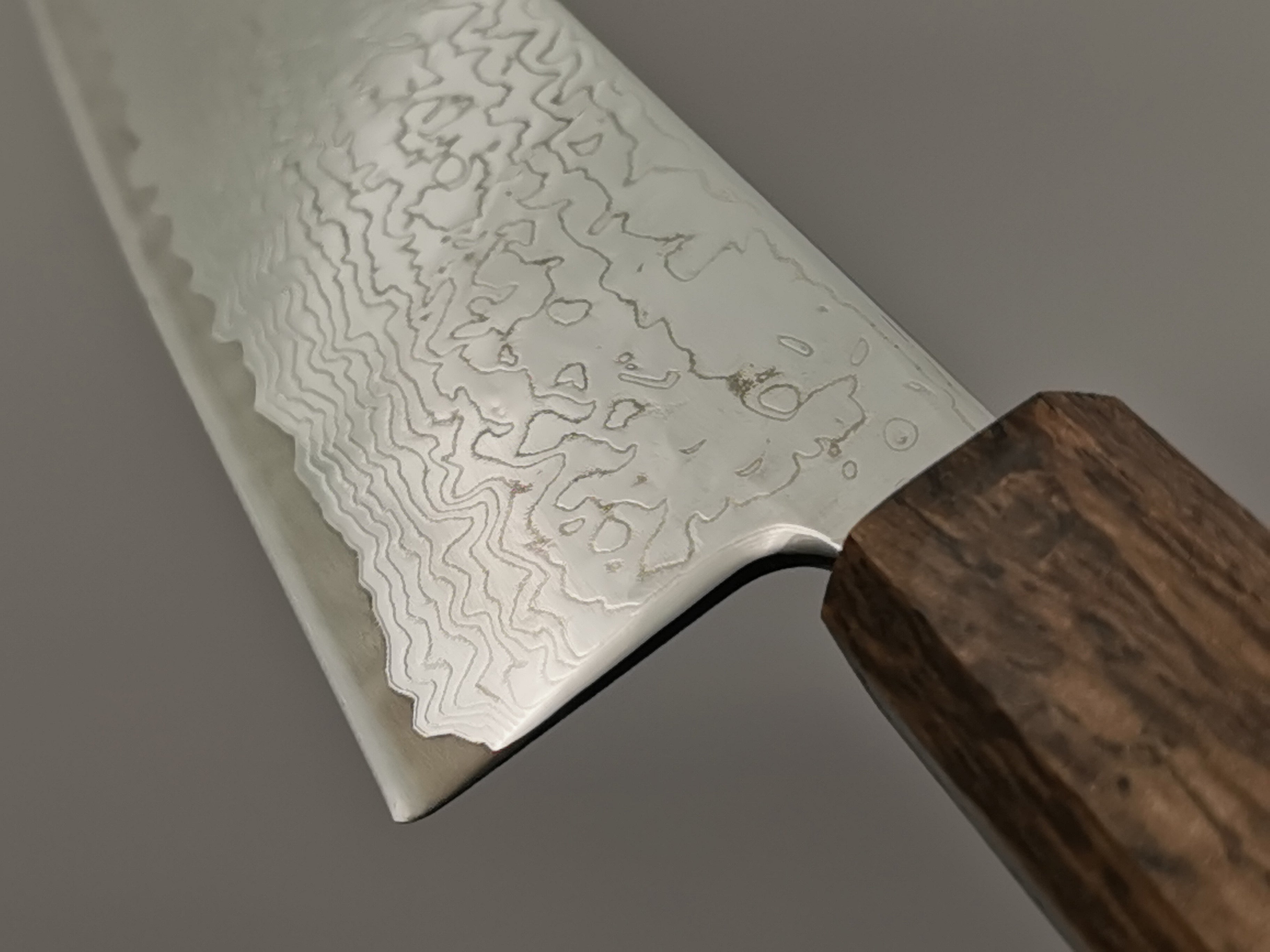 Tsunehisa VG10 Nickel Damascus Gyuto 240mm