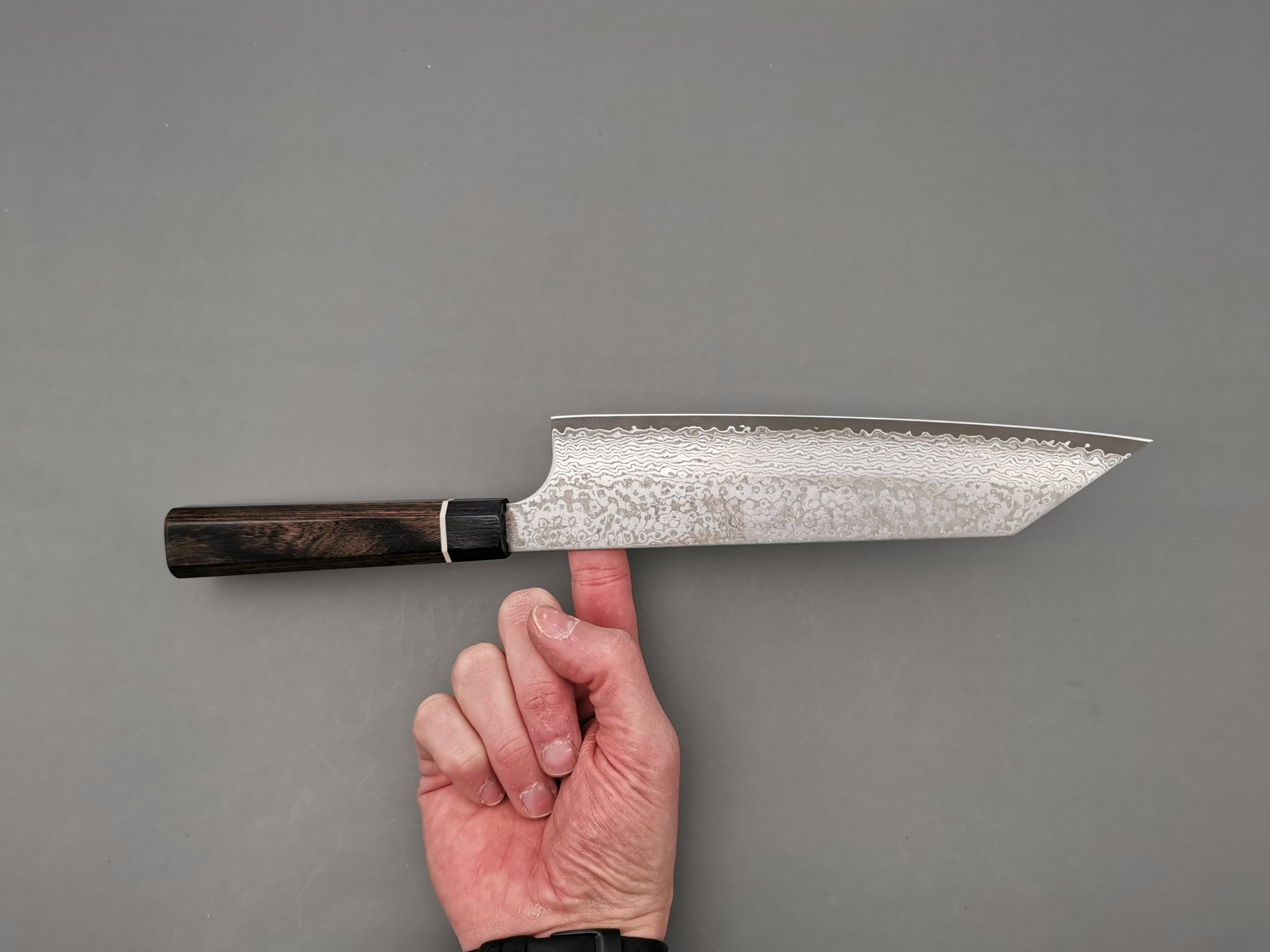 Suncraft Black Damascus Bunka 200mm – Cutting Edge Knives