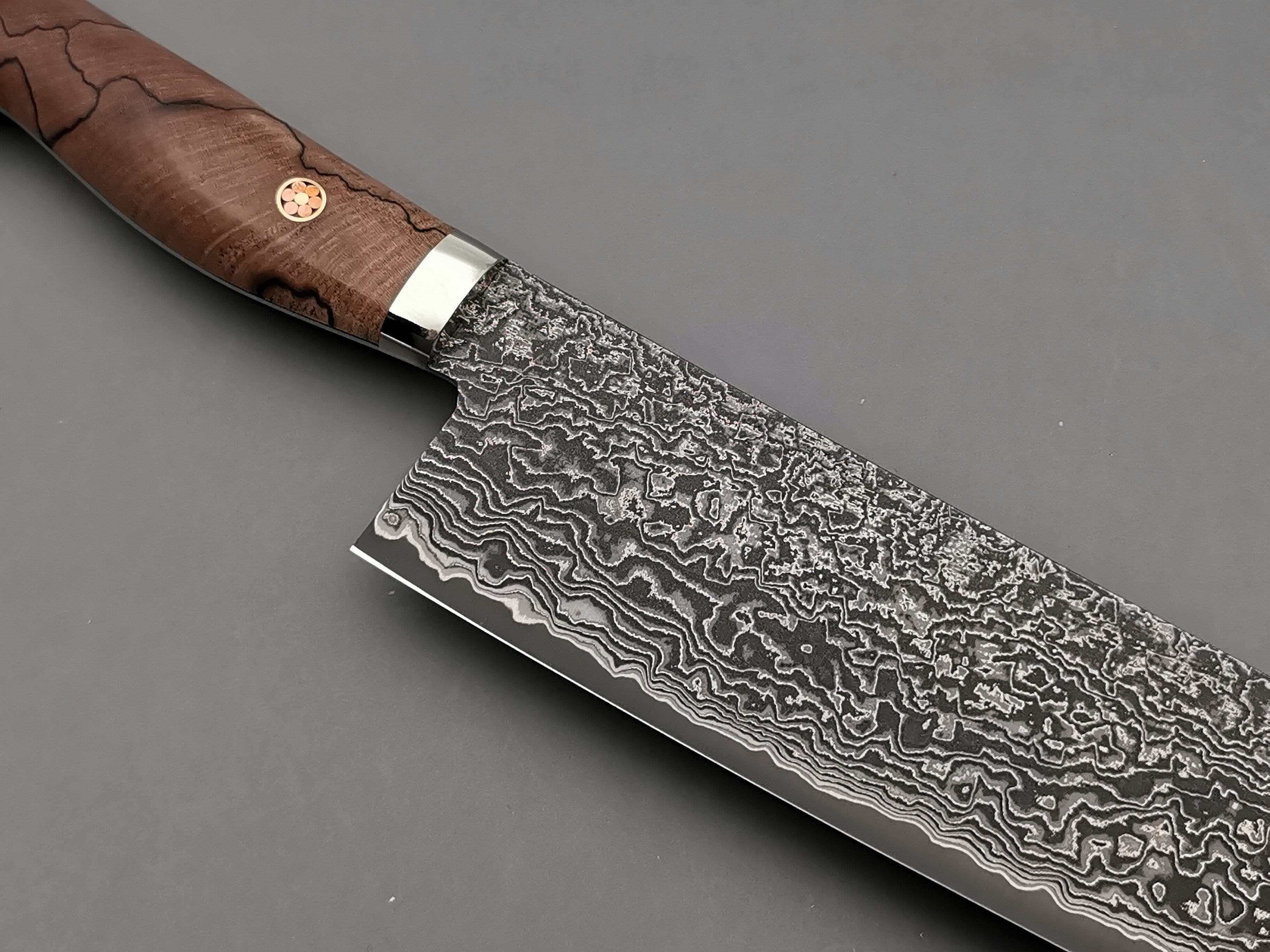 Shigeki Tanaka R2 Damascus Nakiri with Stabilised Maplewood Handle