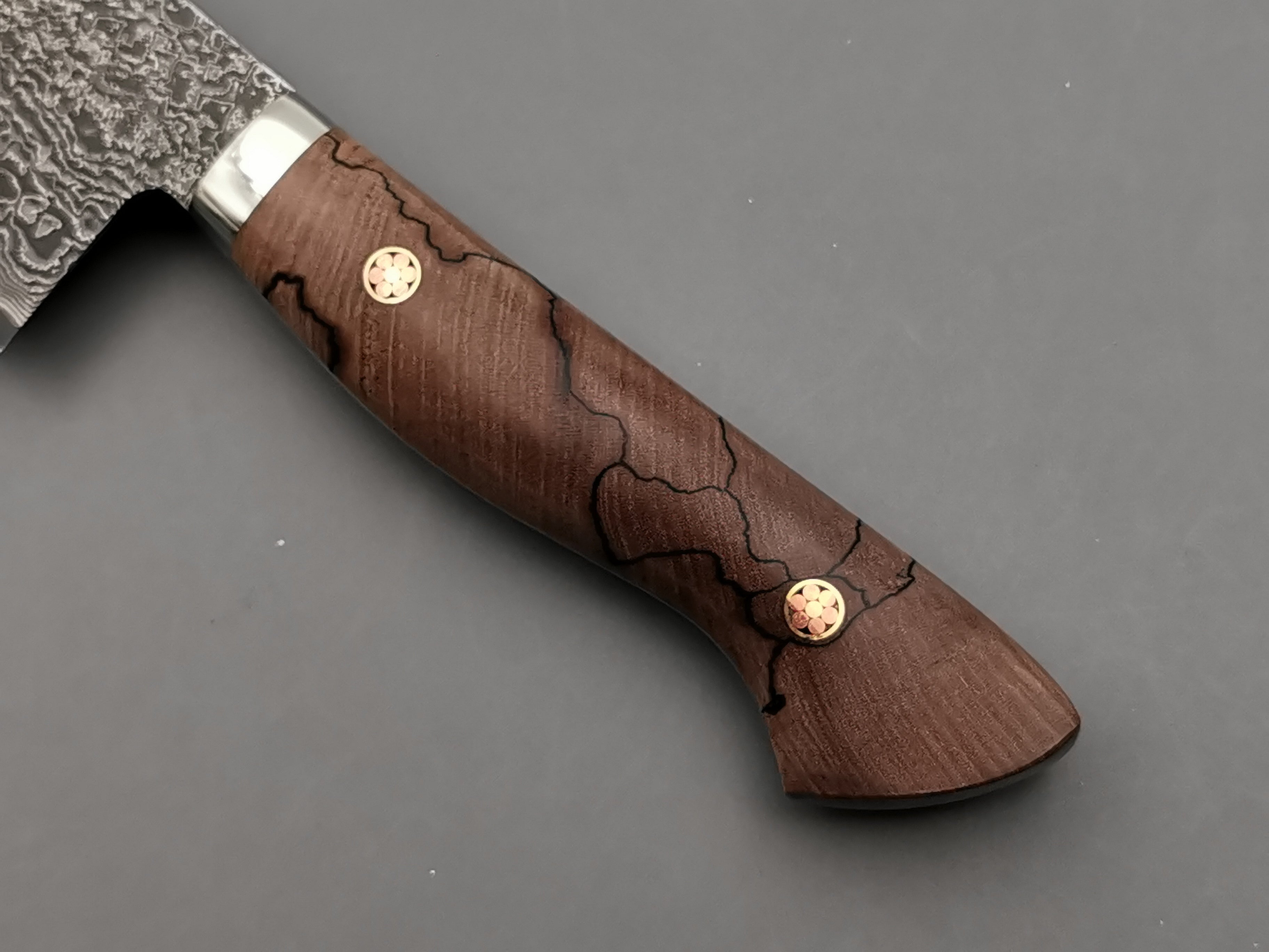 Shigeki Tanaka R2 Damascus Nakiri with Stabilised Maplewood Handle