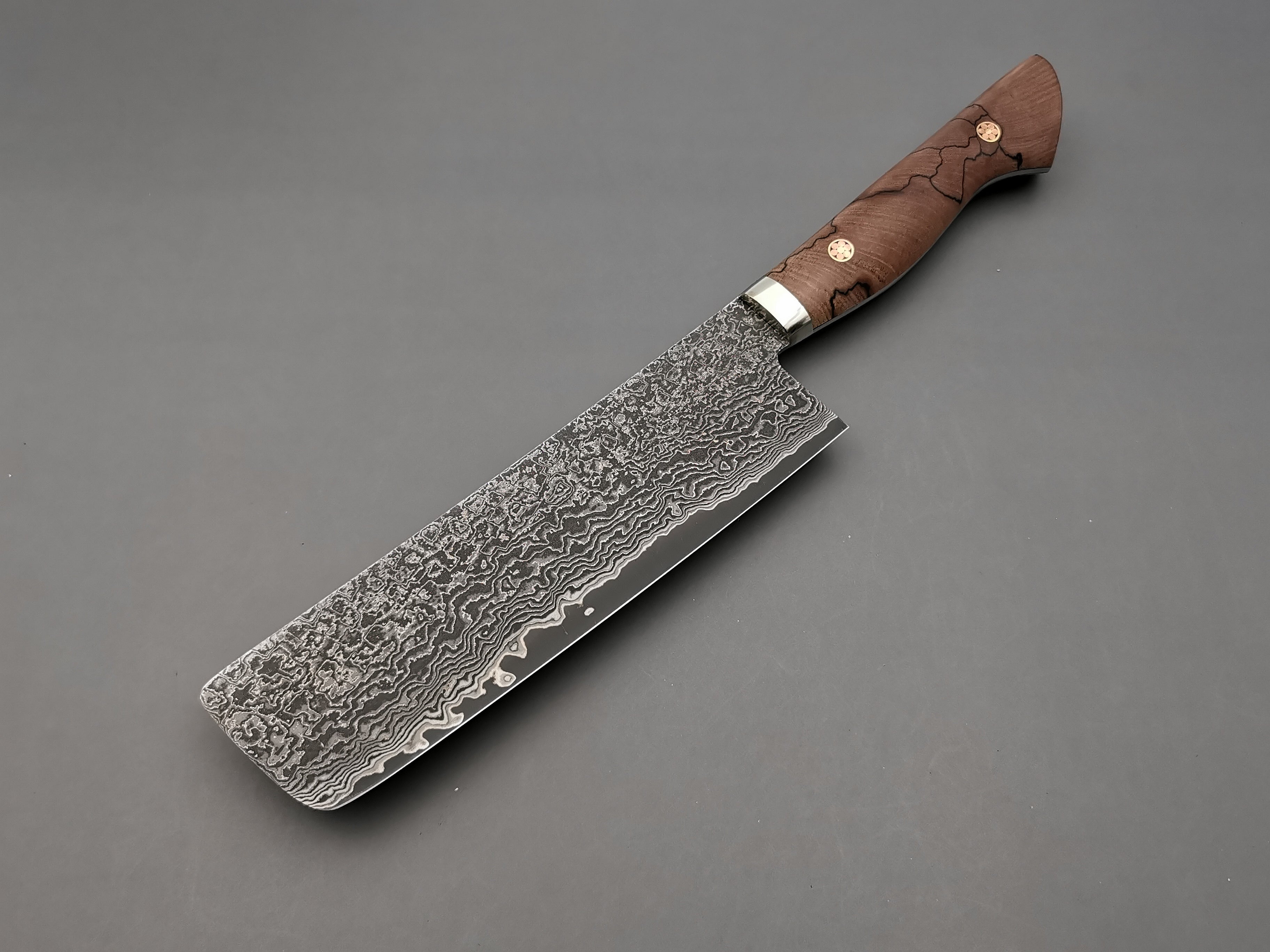 Shigeki Tanaka R2 Damascus Nakiri with Stabilised Maplewood Handle